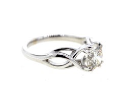 1 Carat Round Diamond Engagement Ring with Custom Twisted Setting