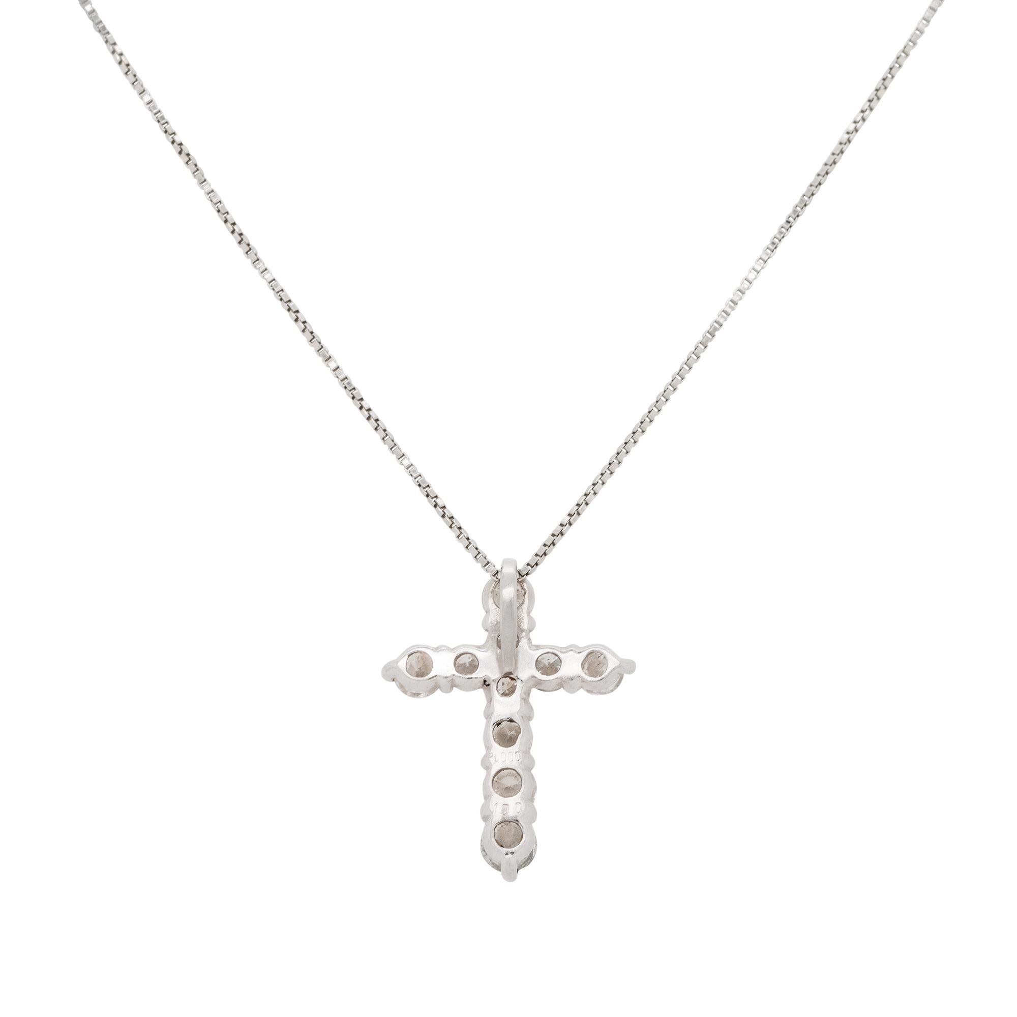Collier pendentif croix en platine avec petit diamant rond de 1 carat, en stock Neuf - En vente à Boca Raton, FL