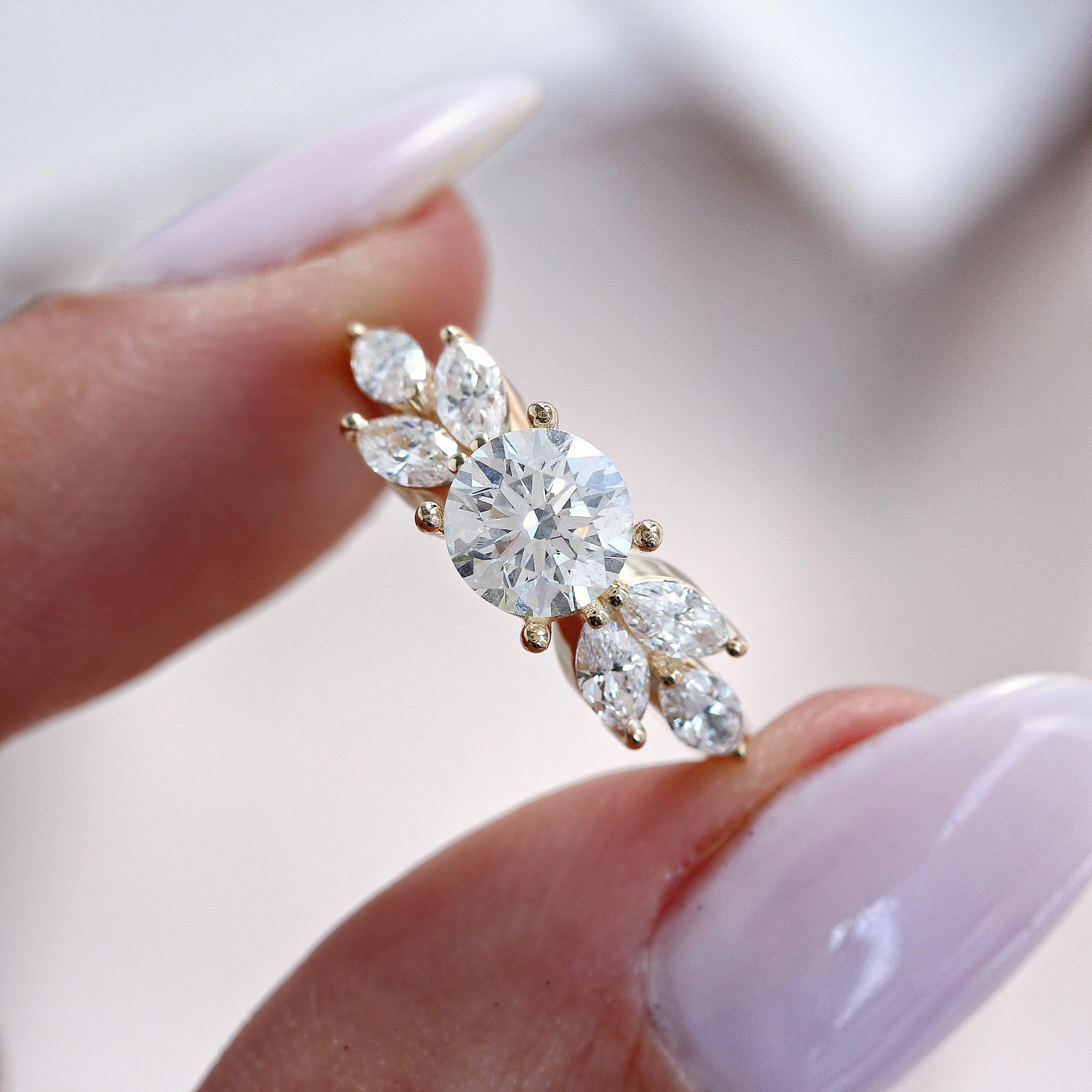 Victorien Bague de fiançailles moderne et unique en diamants ronds et marquises de 1 carat Penelope  en vente