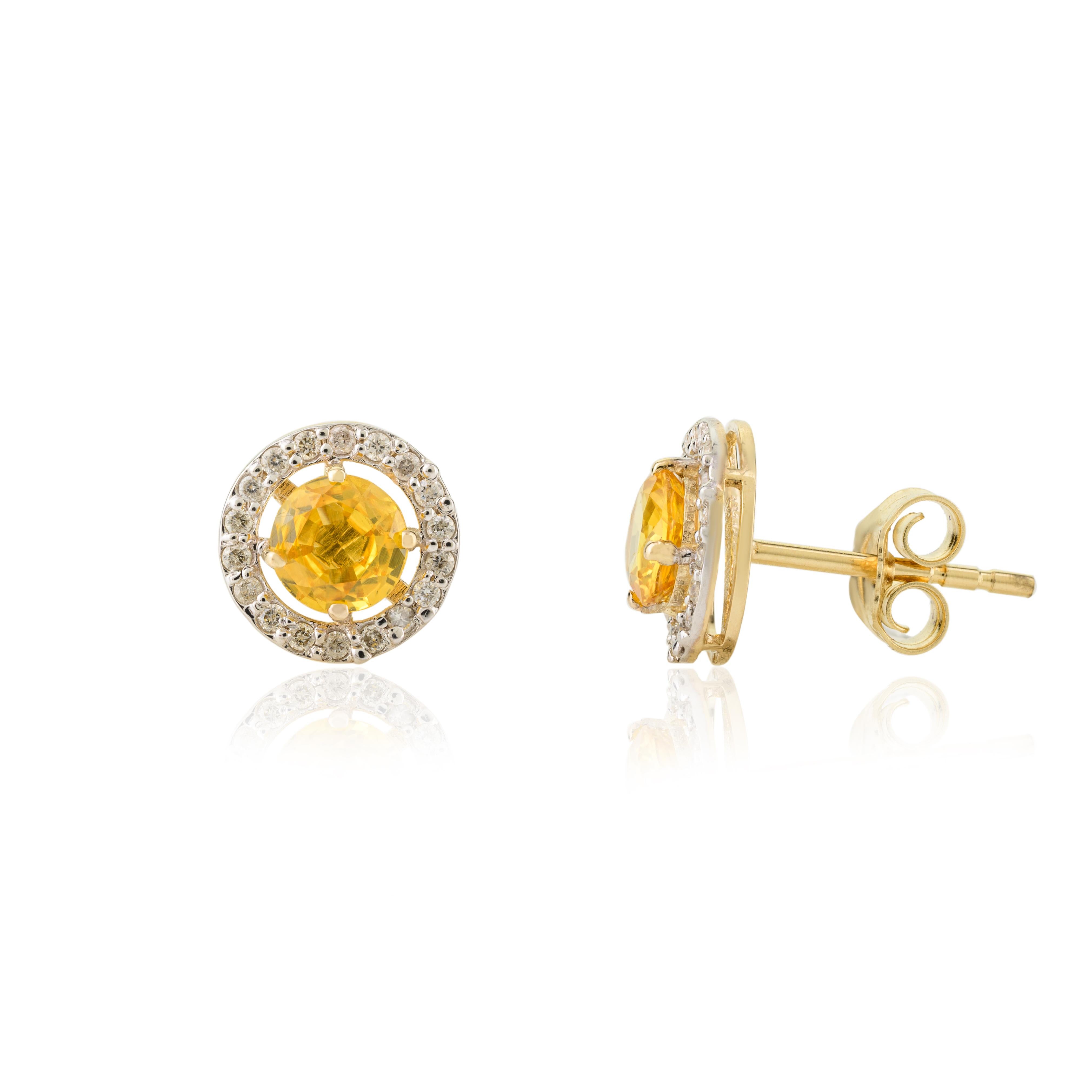 1 Carat Round Yellow Sapphire Diamond Halo Stud Earrings in 14k Yellow Gold In New Condition For Sale In Houston, TX