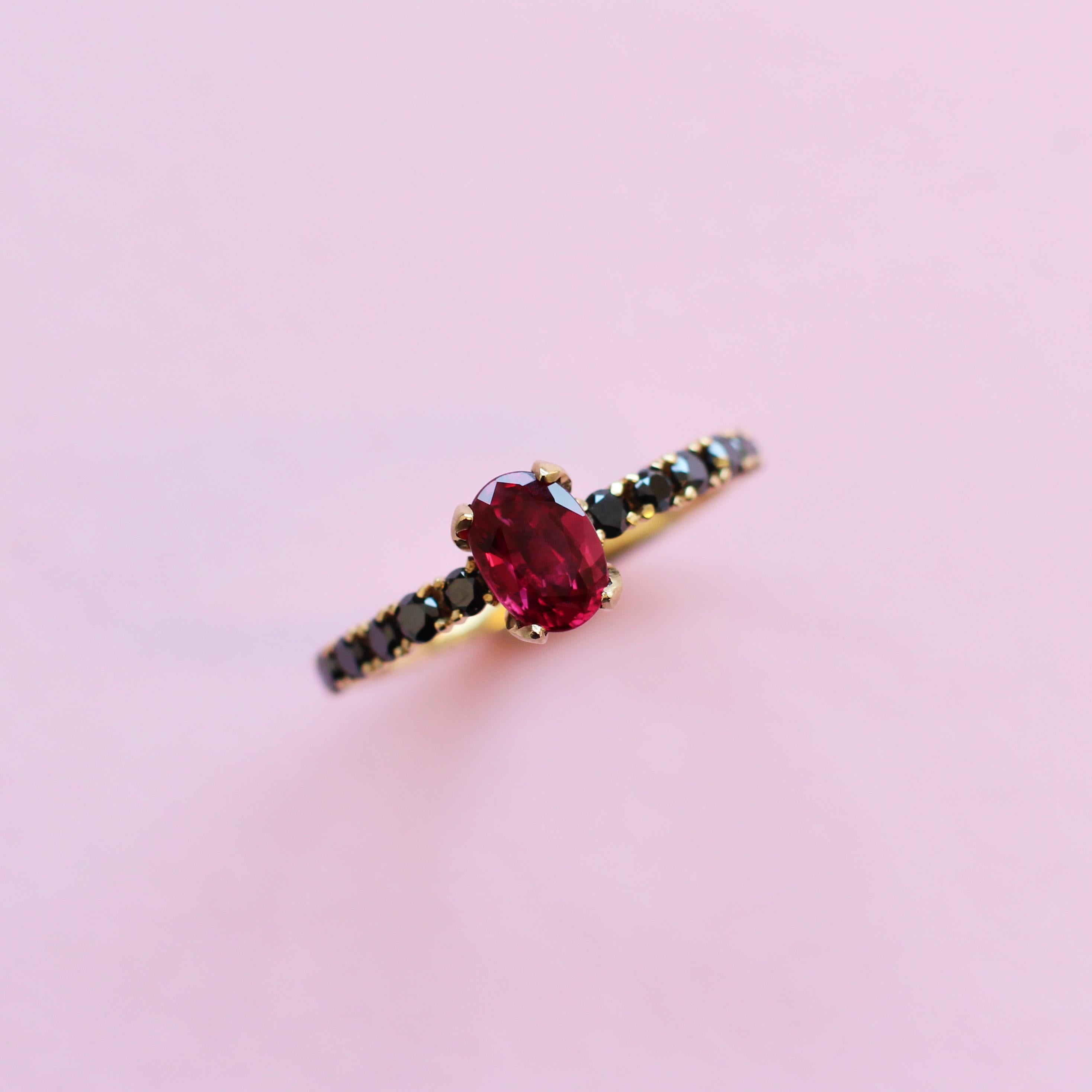 For Sale:  1 Carat Ruby and Black Diamond Solitaire Ring Set in 18 Karat Yellow Gold 5