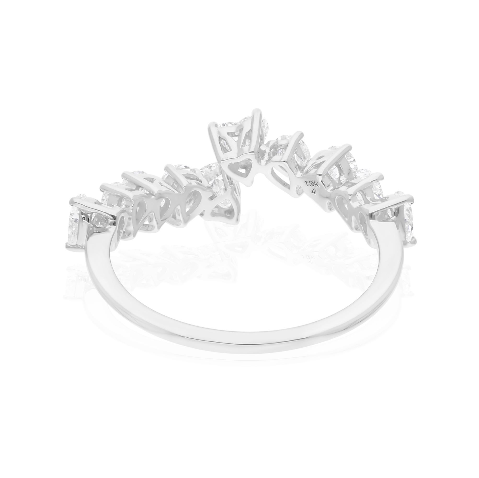 L'anello è una misura 7 e può essere ridimensionato a una misura più grande o più piccola su richiesta. Segui la vetrina di Spectrum Jewels per vedere le ultime collezioni e i pezzi esclusivi. Spectrum Jewels è orgoglioso di essere considerato un