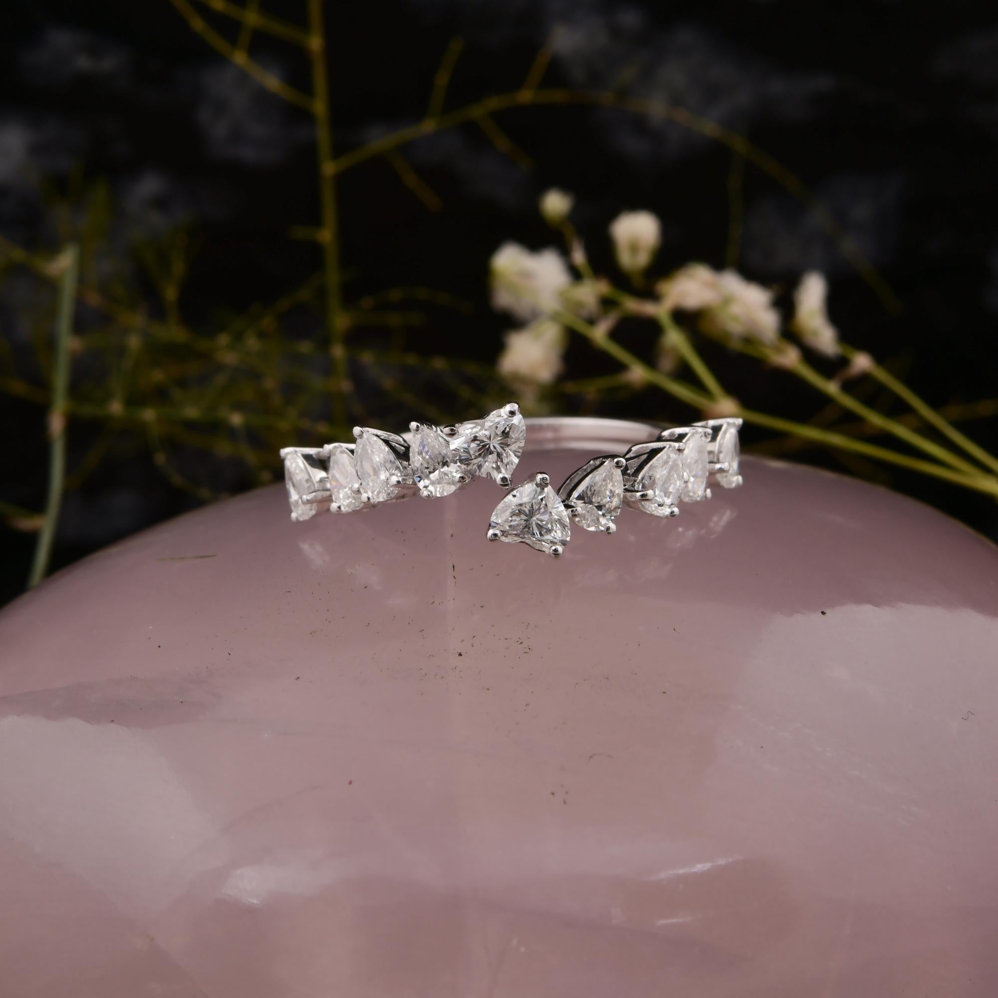 1 Carato SI Chiarezza HI Colore Anello di diamanti a pera con cuore Gioielli in oro bianco 14 carati In condizioni Nuovo in vendita a Diera, Dubai