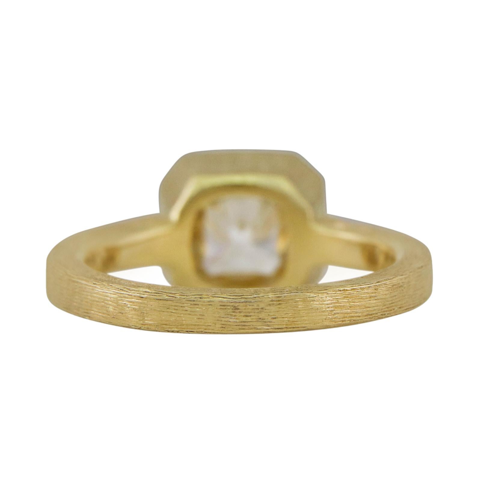 Round Cut 1 Carat Solitaire Round Brilliant Yellow Gold Diamond Ring For Sale