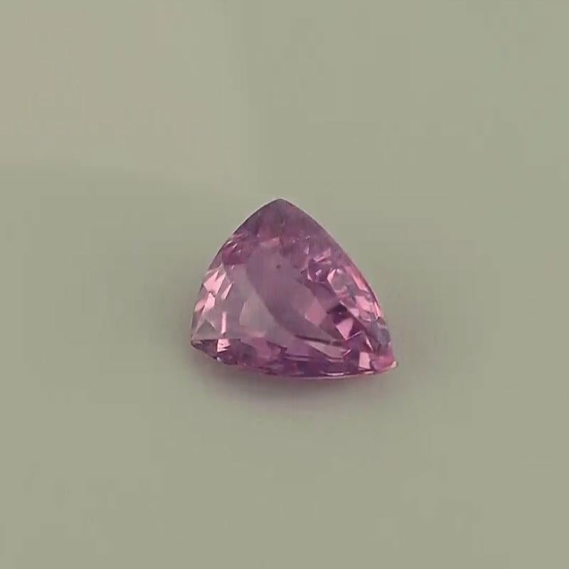 Pear Cut 1 Carat Triangular Purple-Pink Sapphire GIA Unheated For Sale