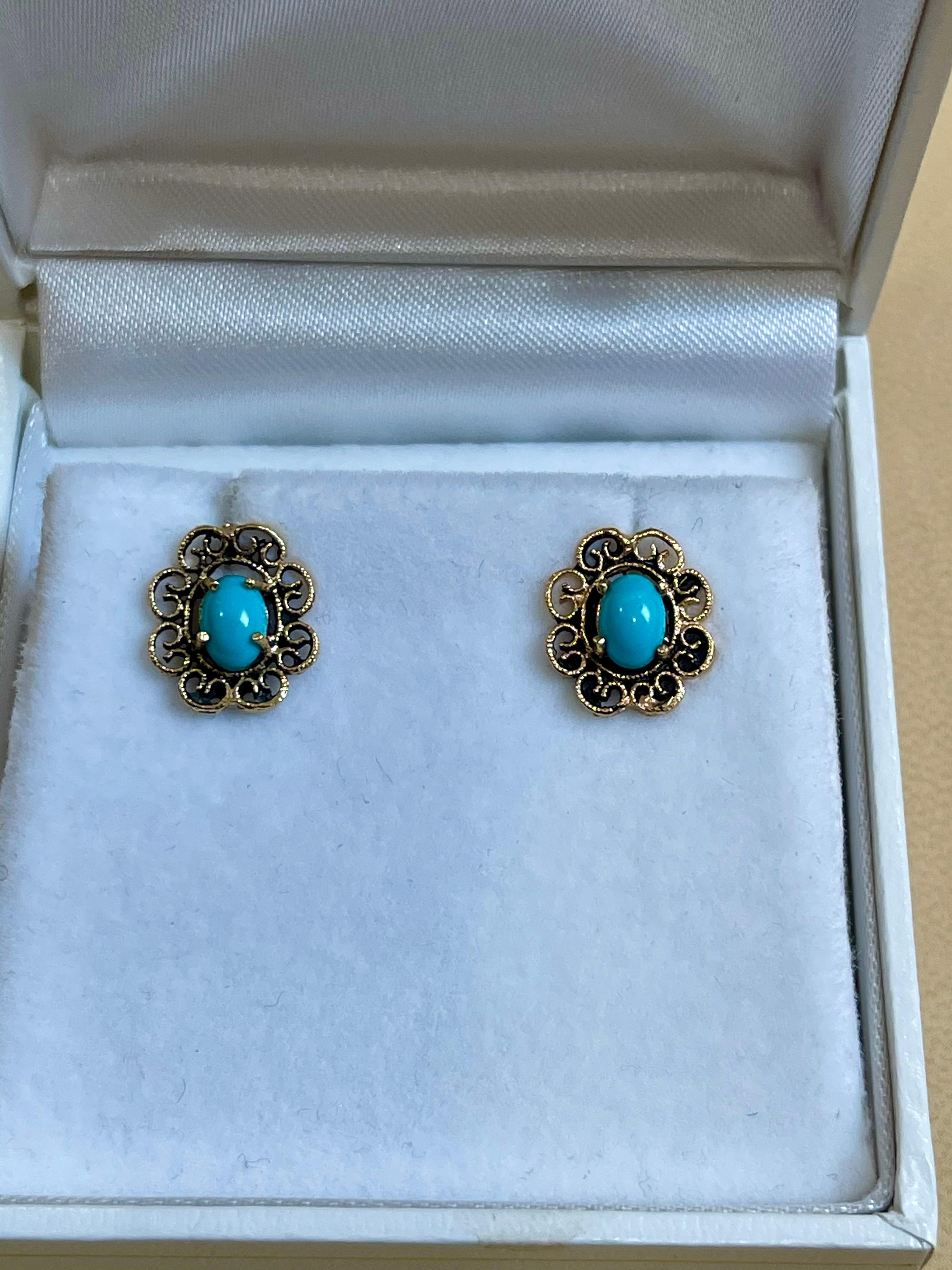 1 Carat Turquoise 14 Karat Yellow Gold Earrings, Stud Post Earring, Vintage 6