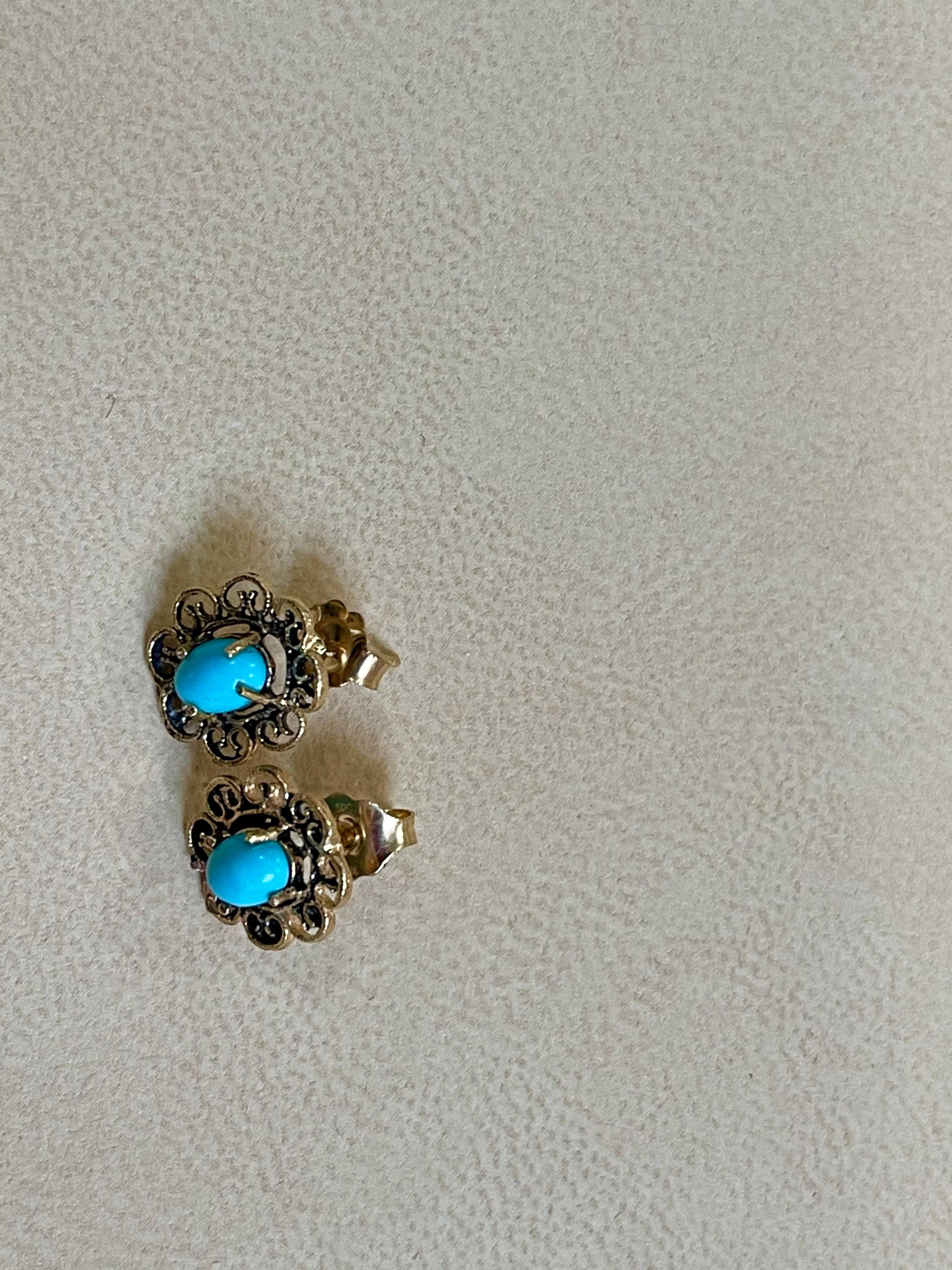 Oval Cut 1 Carat Turquoise 14 Karat Yellow Gold Earrings, Stud Post Earring, Vintage