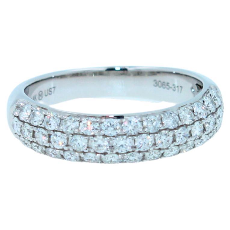1.0 Carats of FG/VS Diamonds
Very Brilliant & Sparkly Diamonds
14K White Gold
Great Value
Size 7  - Resizable Upon Request