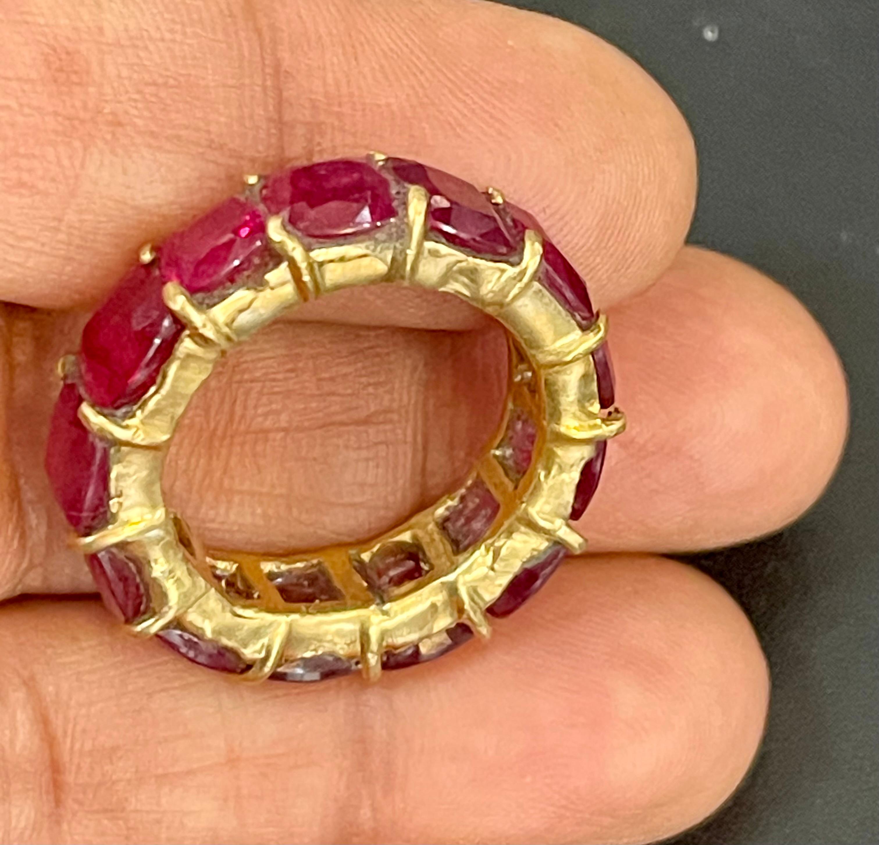 1 Karat Kissenförmiger bemalter Rubin 13 Karat Jahrestag-Eternity-Ring 18KYG 7