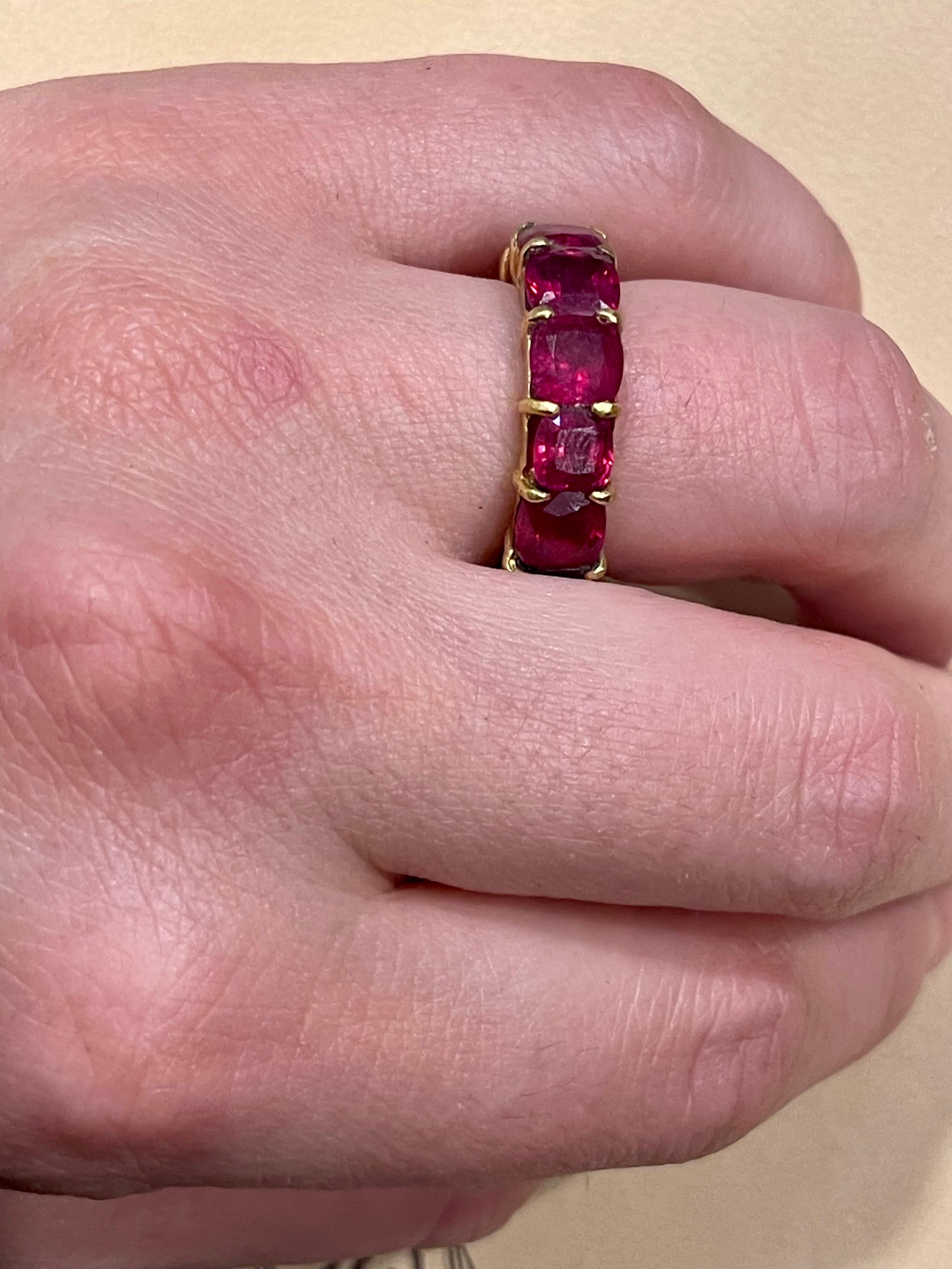 1 Karat Kissenförmiger bemalter Rubin 13 Karat Jahrestag-Eternity-Ring 18KYG 14