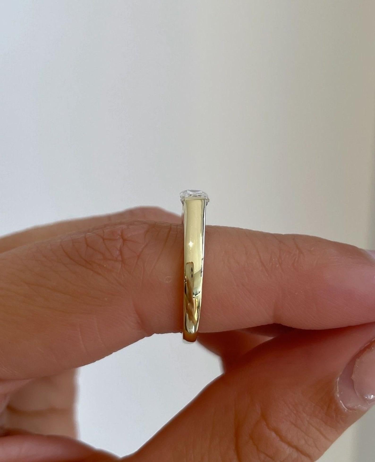 1 TC Anillo de boda de moisanita talla esmeralda Anillo solitario de plata de ley 925 

A P R O X T A M I E N T O

Todos los artículos se fabrican por encargo. Nuestro tiempo aproximado es de 6 a 10 días laborables. Esto puede cambiar durante la