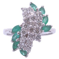 1 Karat Smaragd-Diamantring aus 14 Karat Gold