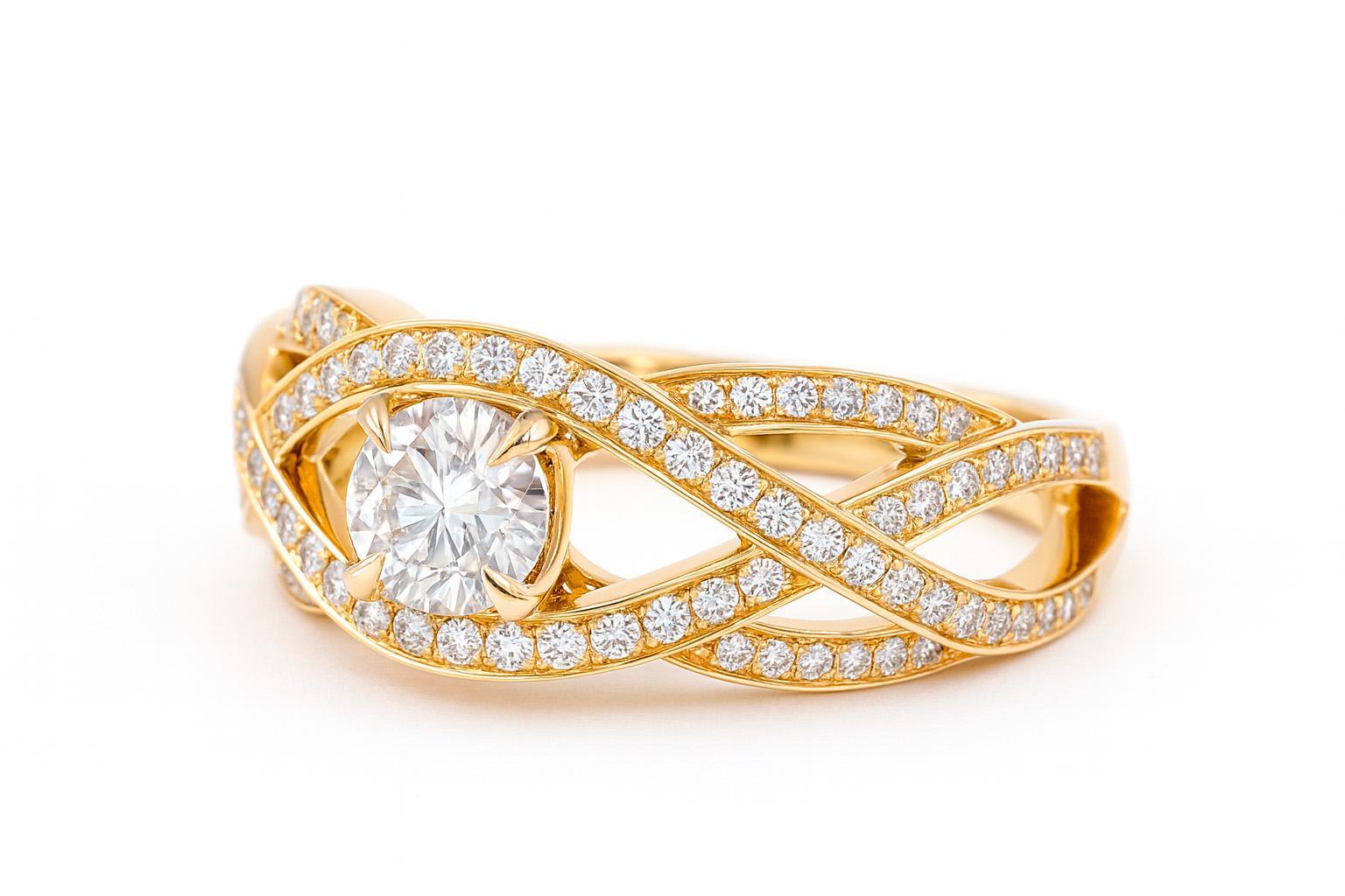Im Angebot: 1 ct Moissanit 14k Gold Verlobungsring. () 2