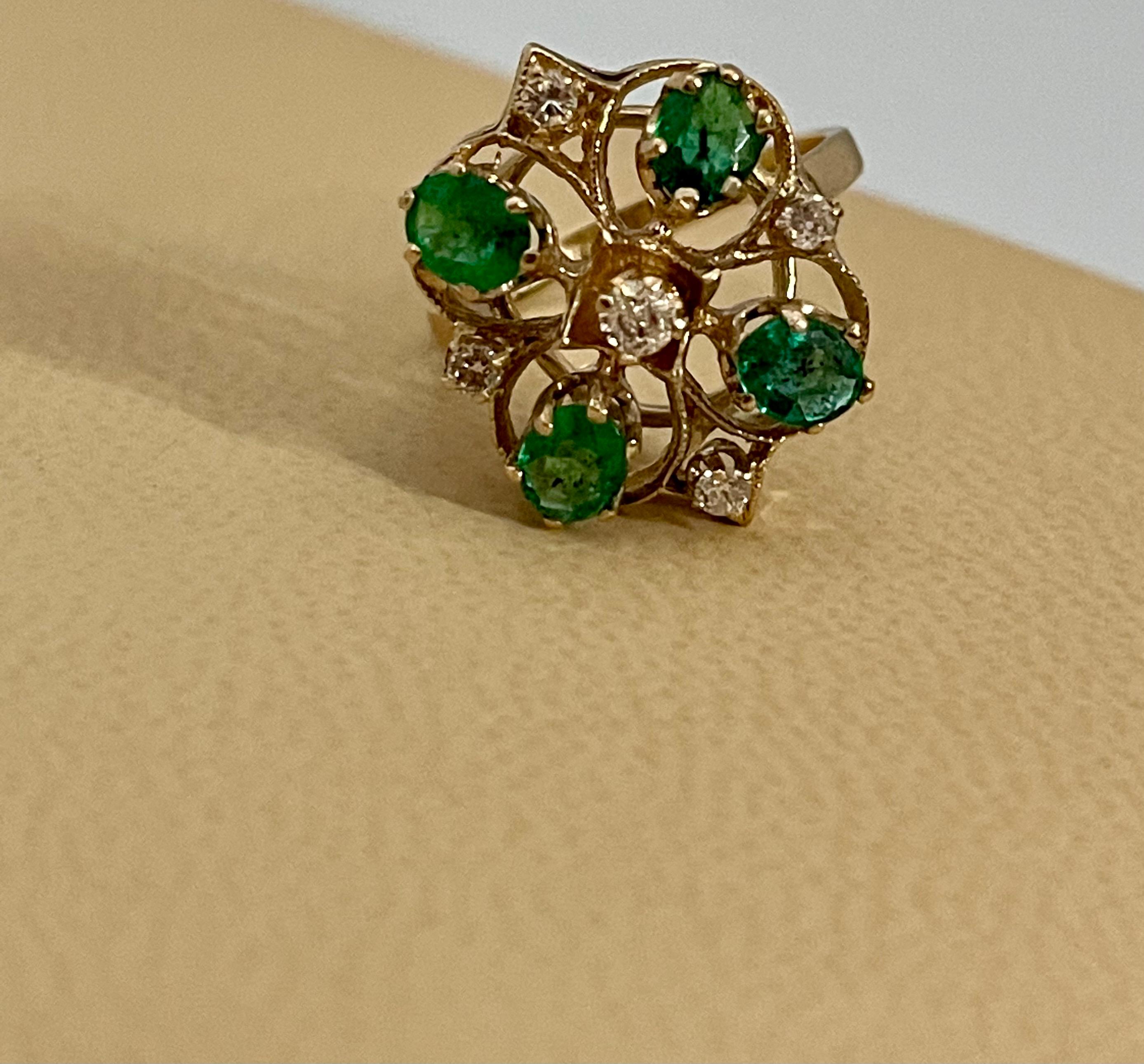 1 Ct Natural Emerald, Oval Stone and Diamond Ring 14 Karat Yellow Gold For Sale 5