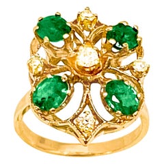 Anillo de oro amarillo de 14 quilates con esmeralda natural, piedra ovalada y diamantes de 1 quilate