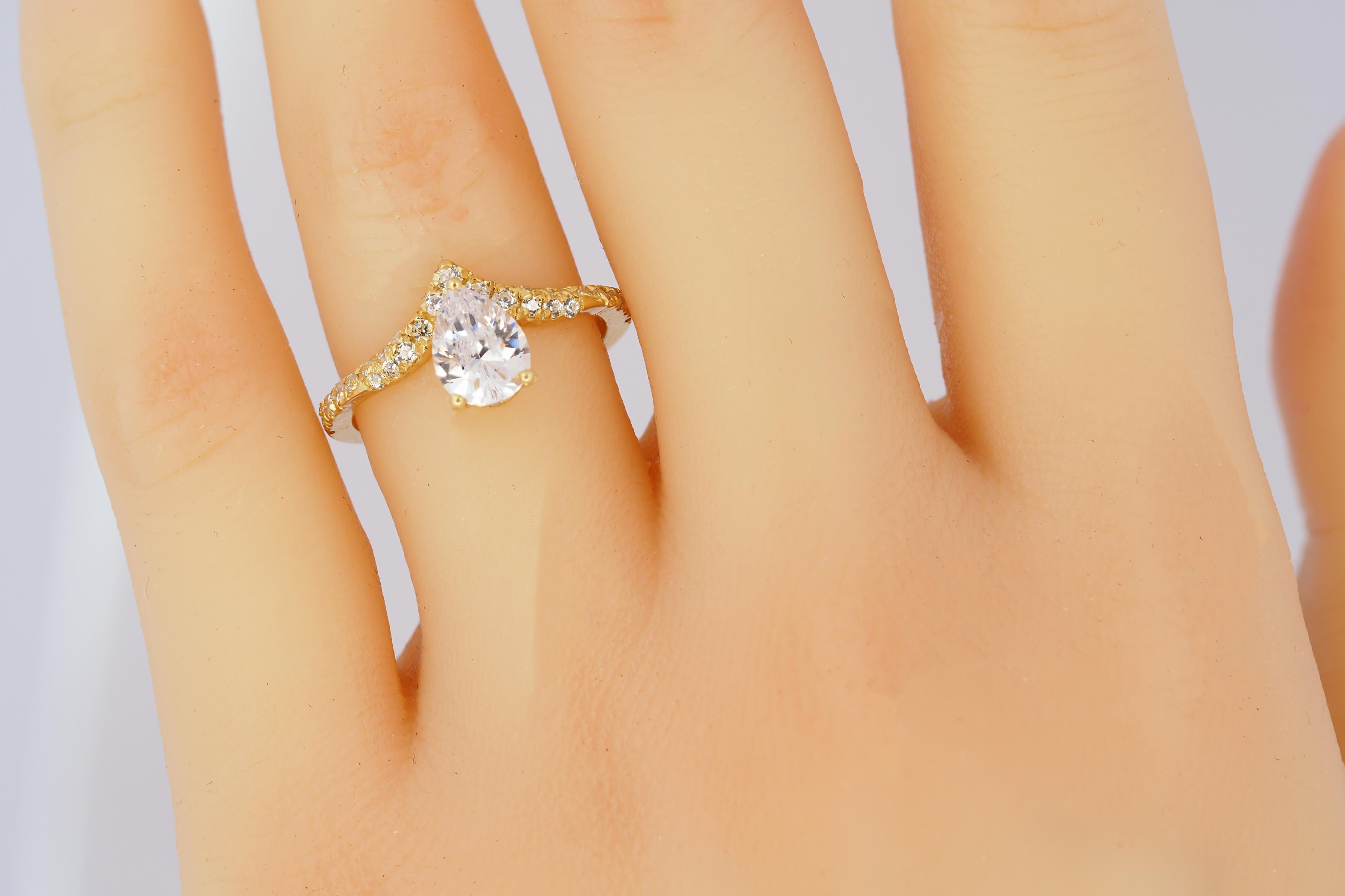 For Sale:  1 ct Pear moissanite 14k gold ring 7