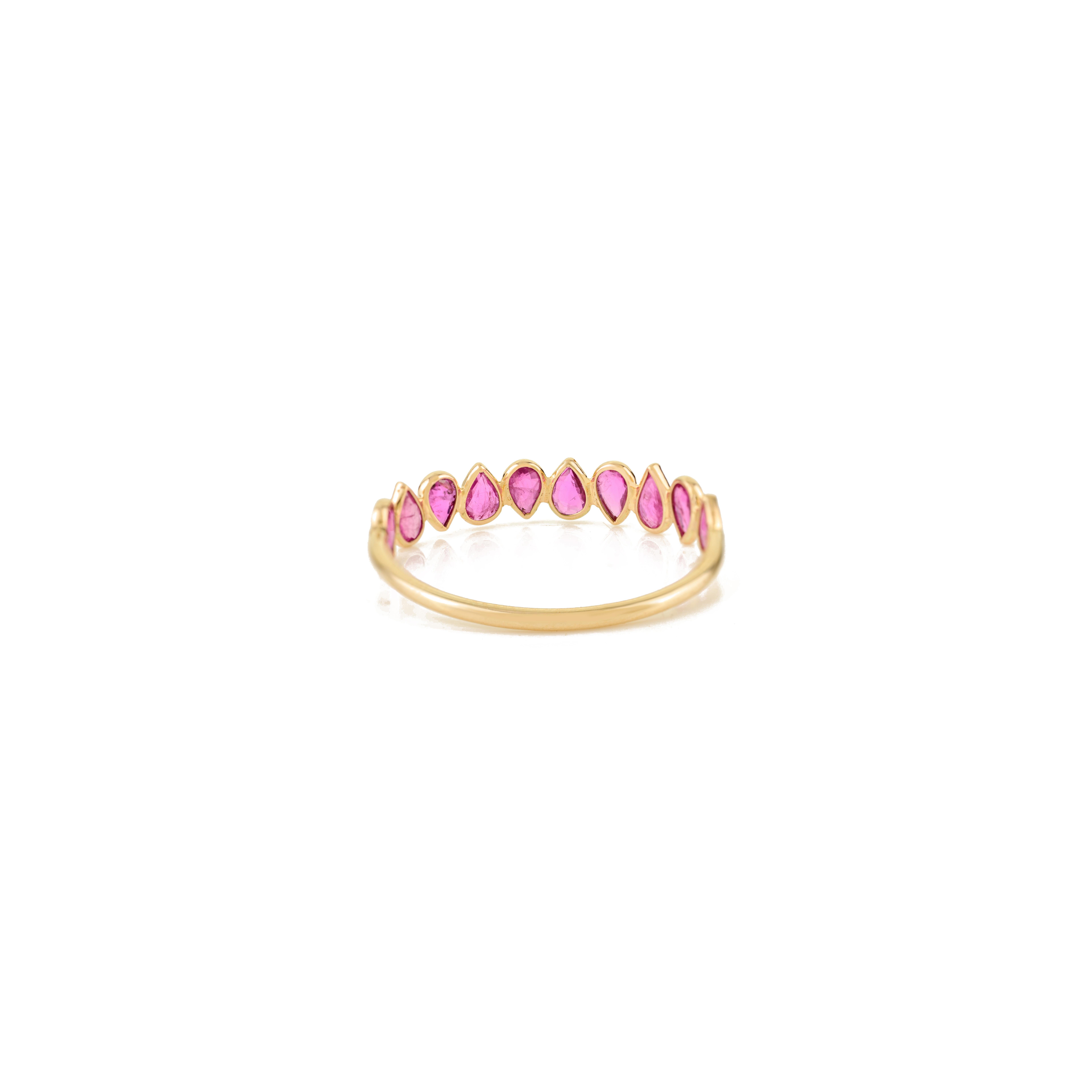 En vente :  1 Ct Ruby Pear Shaped Half Eternity Band in Solid 14K Yellow Gold Stackable Ring (Bague empilable en or jaune 14K) 7