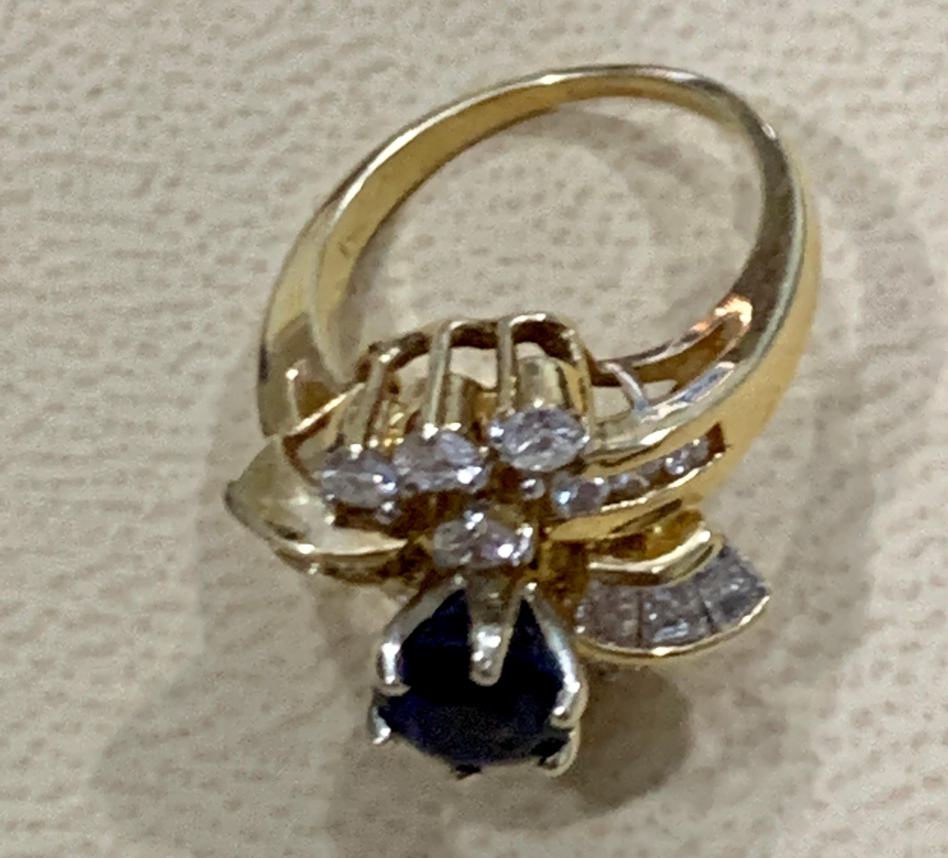 1 Carat Round Blue Sapphire & 1.65 Carat Diamond Cocktail Ring in 14 Karat Gold For Sale 9
