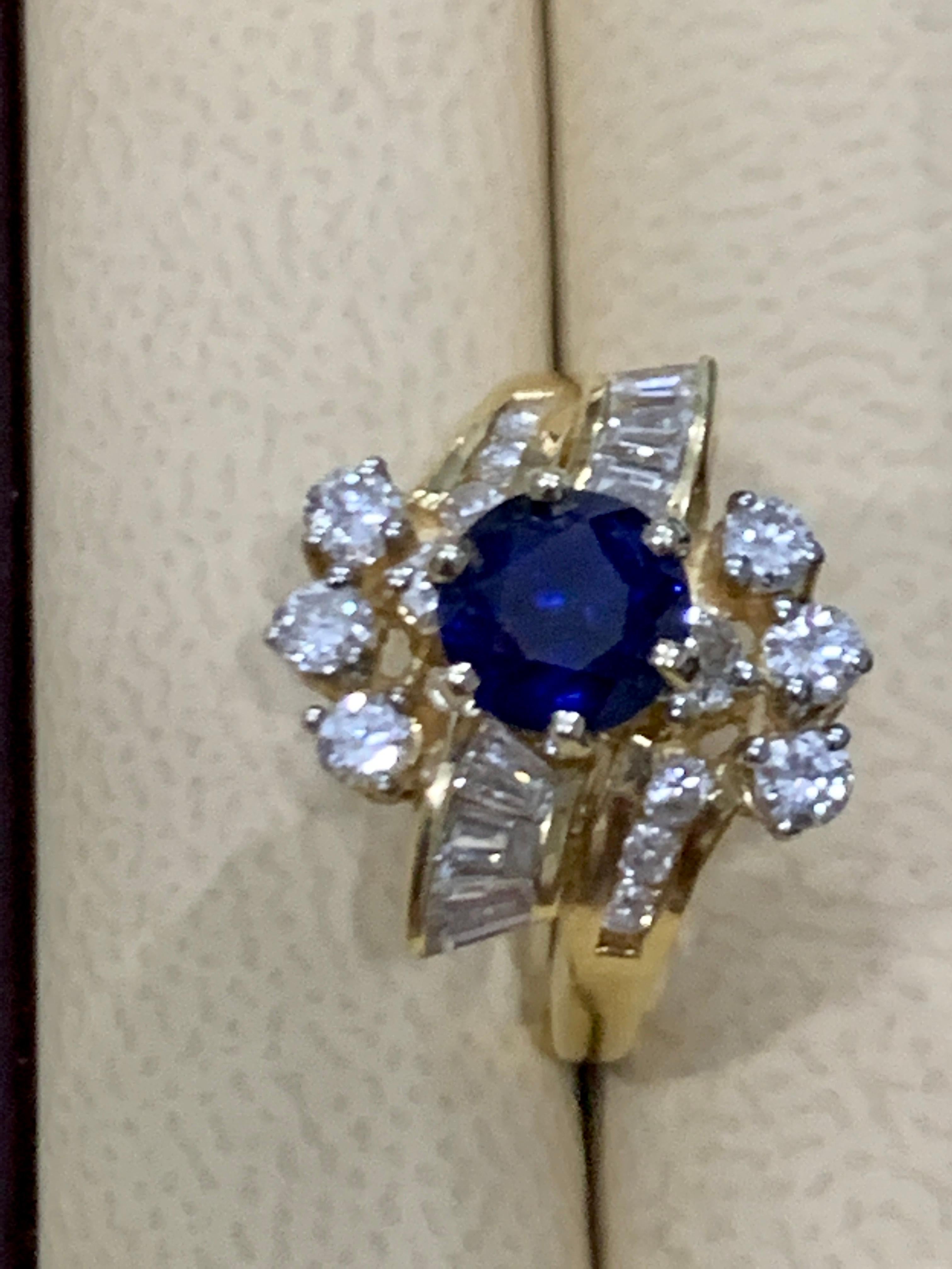 1 Carat Round Blue Sapphire & 1.65 Carat Diamond Cocktail Ring in 14 Karat Gold For Sale 5
