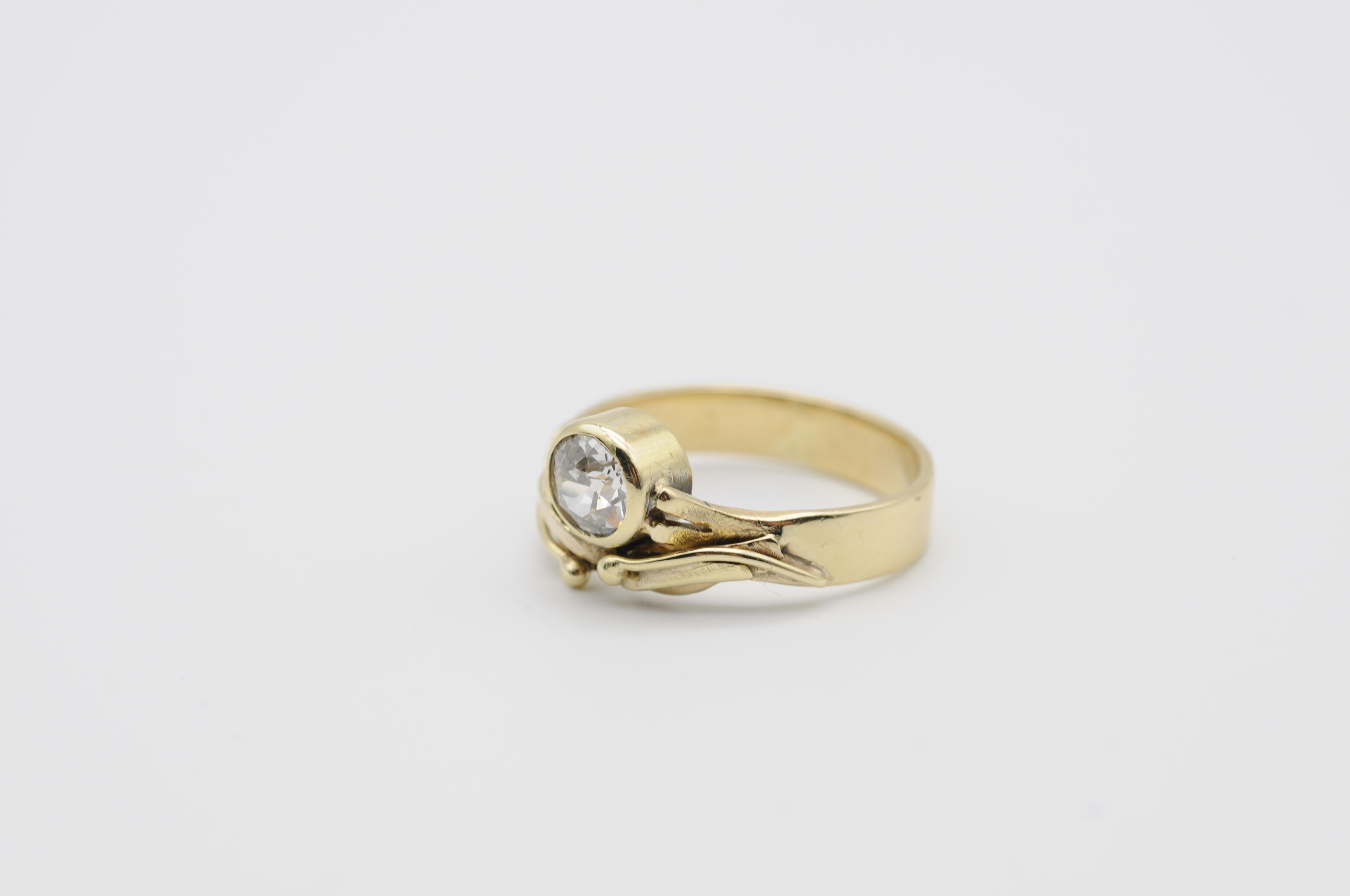 Diamond 1 Ct. Solitaire Brilliant Ring Art Nouveau, 14k Yellow Gold For Sale 1