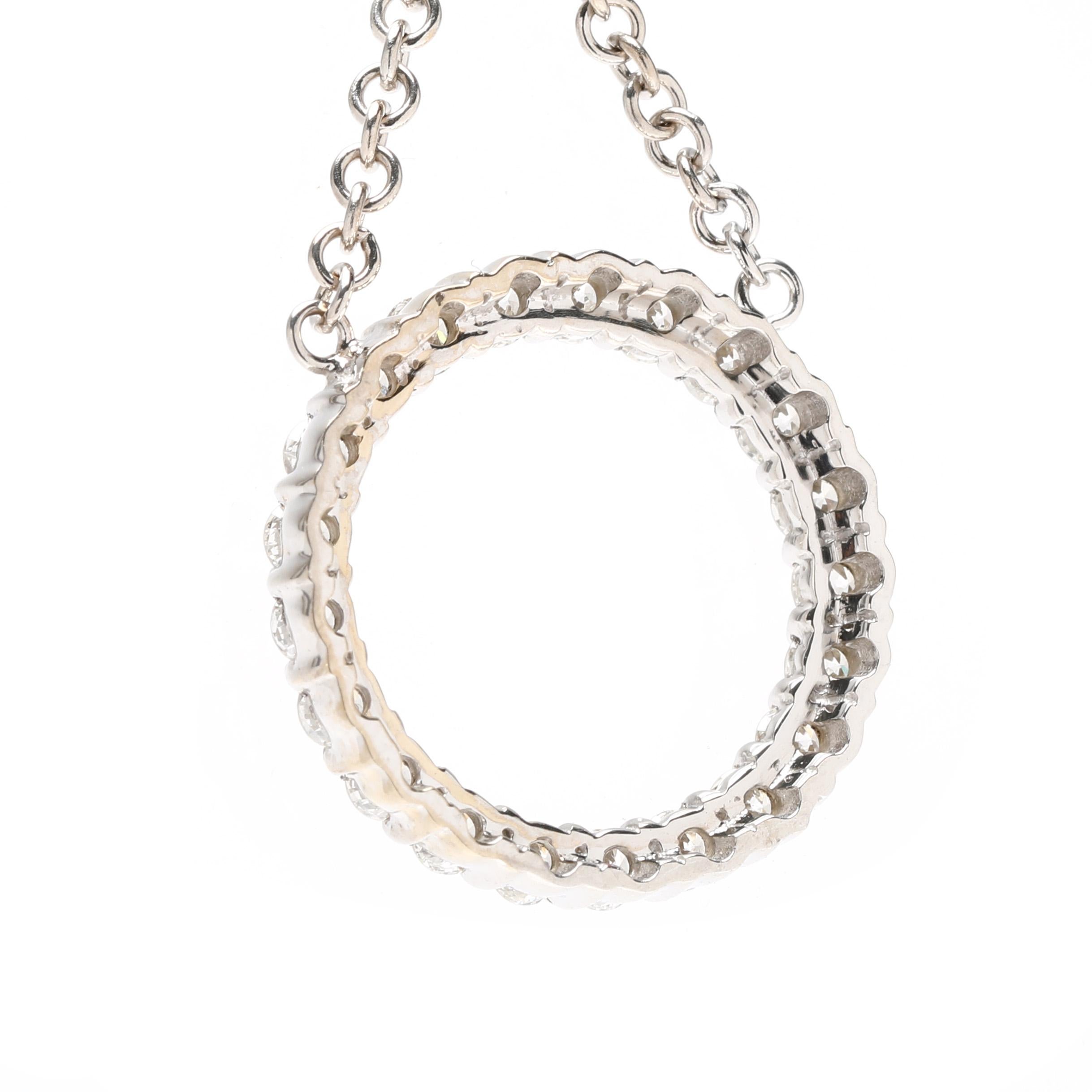 Pierres :
diamant, 24 pierres
taille ronde brillante
2.25 mm
environ 1 carat total
Couleur FG/ Clarté VS1-2

Longueur : 18 pouces.

Longueur du pendentif : 3/4 in.

Poids : 7,7 grammes

Poinçons : 