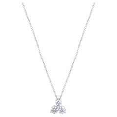 Collar Colgante Racimo de Tres Piedras con Diamantes Blancos de 1 CTW en Oro Blanco de 14k