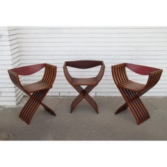 1 Curule-Stuhl im Stil von Pierre Paulin