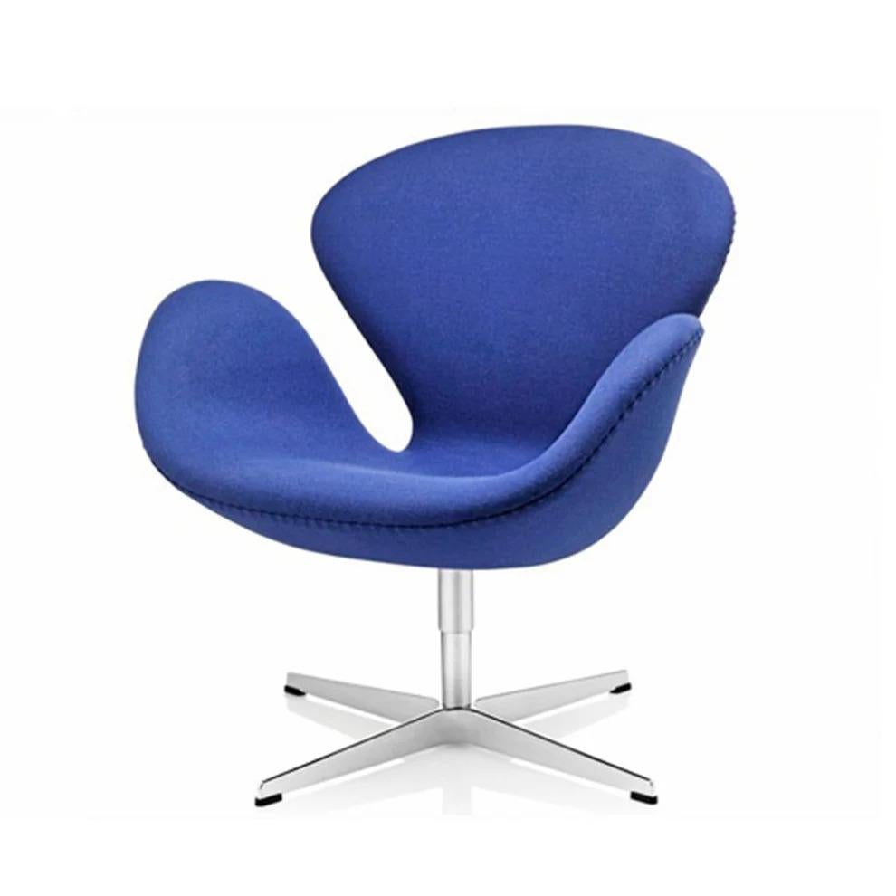 1 Par de Fritz Hansen  Silla Cisne Arne Jacobsen en Bueno estado para la venta en Pasadena, TX