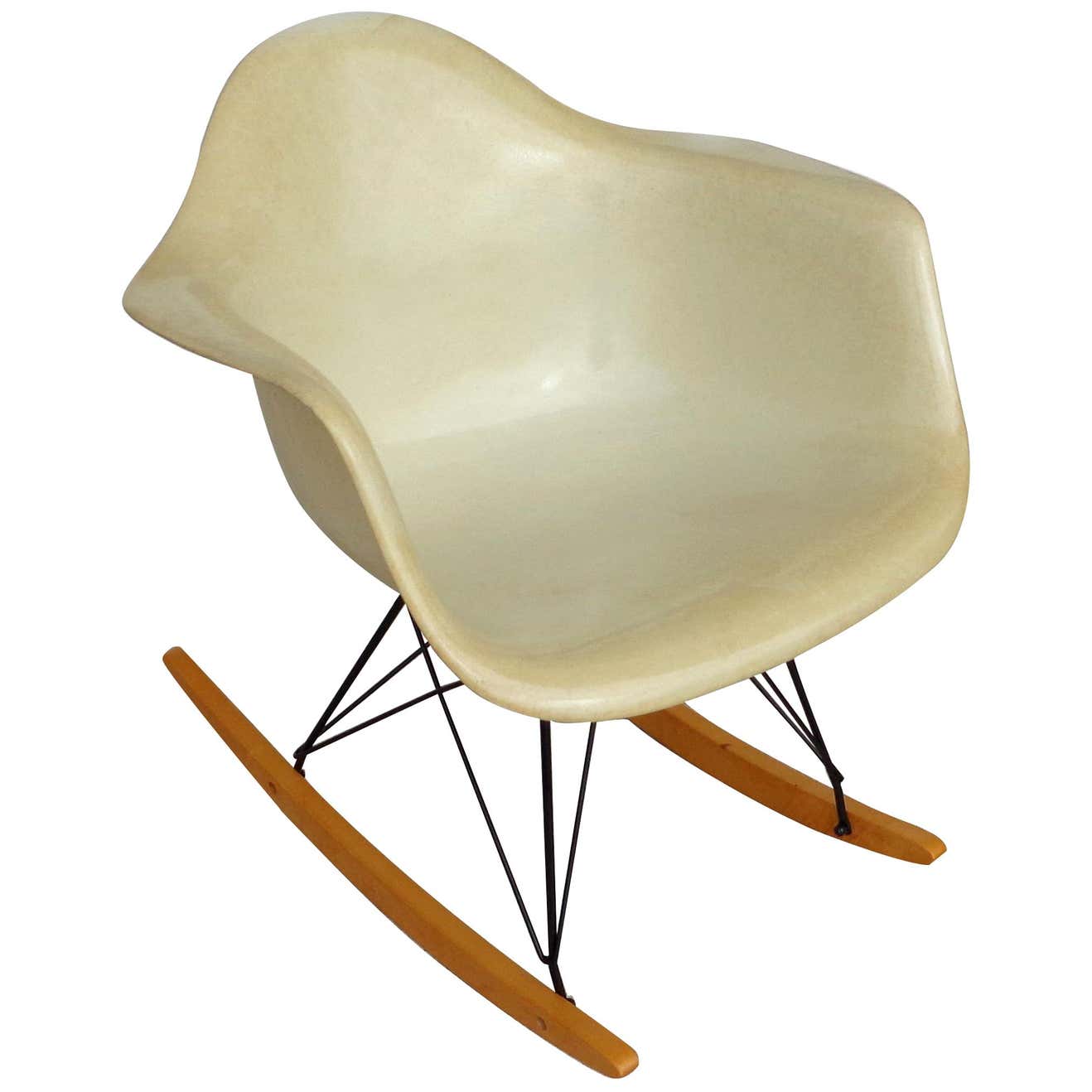 1 Herman Miller Parchment Shell Fiberglass RAR Rocker by Eames For Sale ...