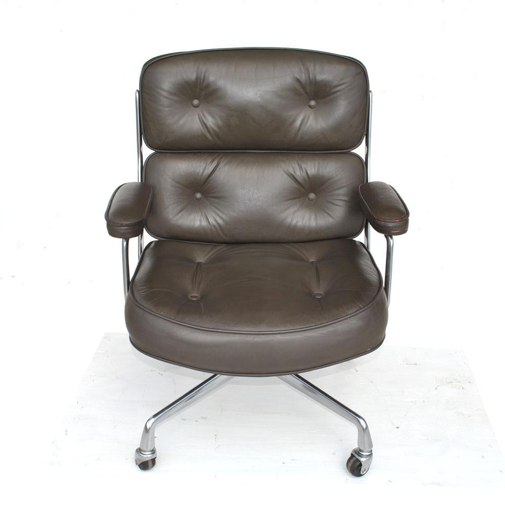 Mid-Century Modern 1 Herman Miller Time Life Office Executive Leather Chair 4-Star Base