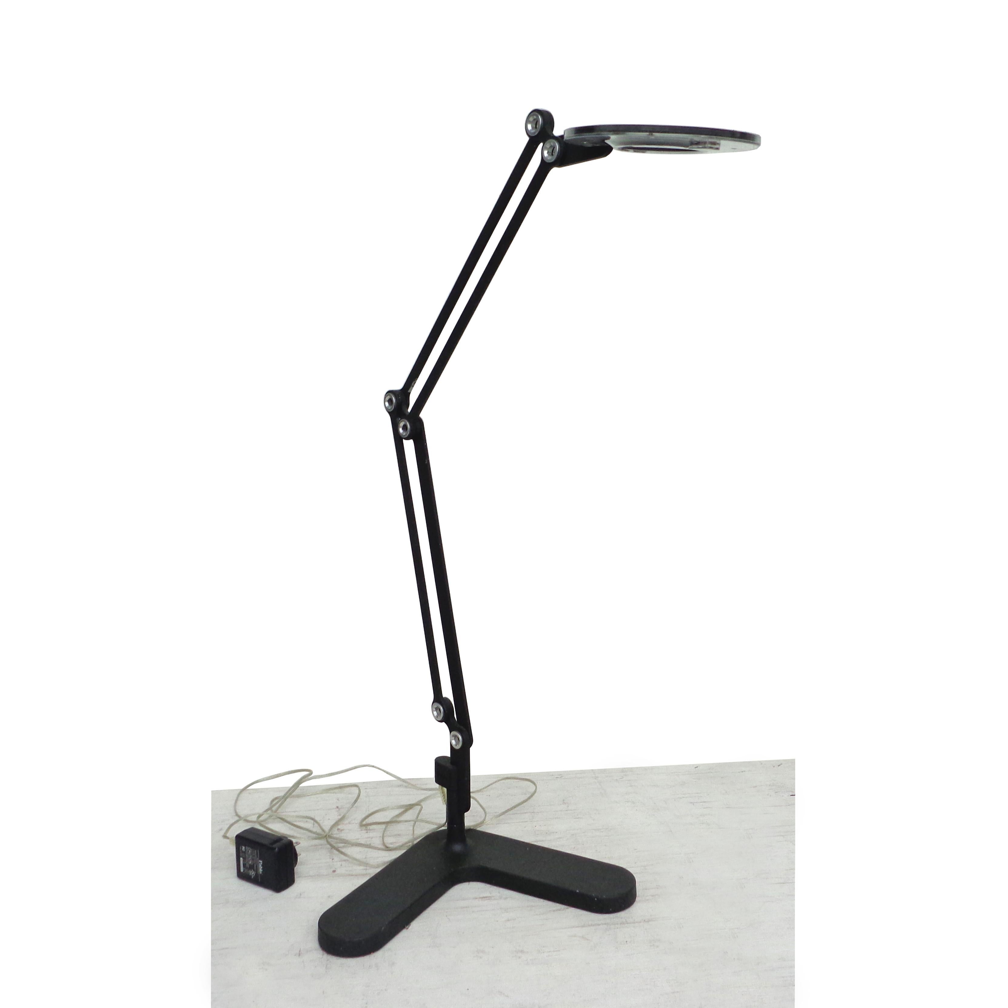 Modern 1 Link Desk Lamp by Peter Stathis Pablo Designs