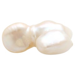 1 Loose Cultured Pearl in Baroque Form