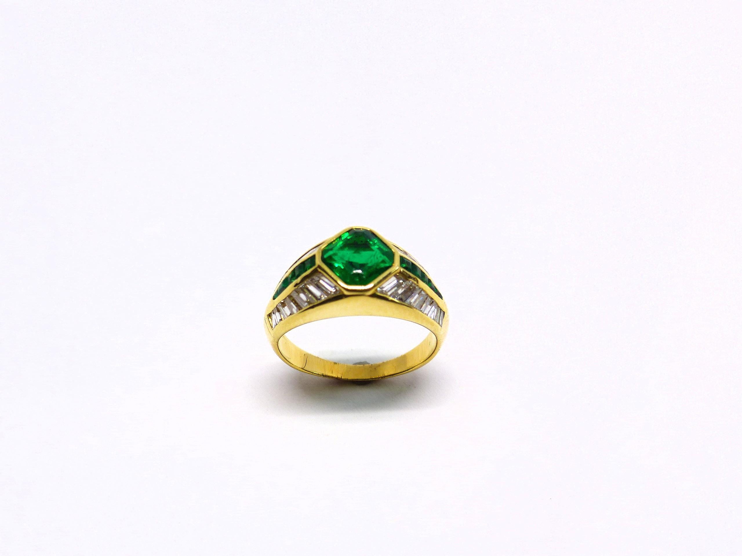 Contemporary LEYSER 18k Yellow Gold Rare Sandawana No Oil Emerald Diamond Ring For Sale