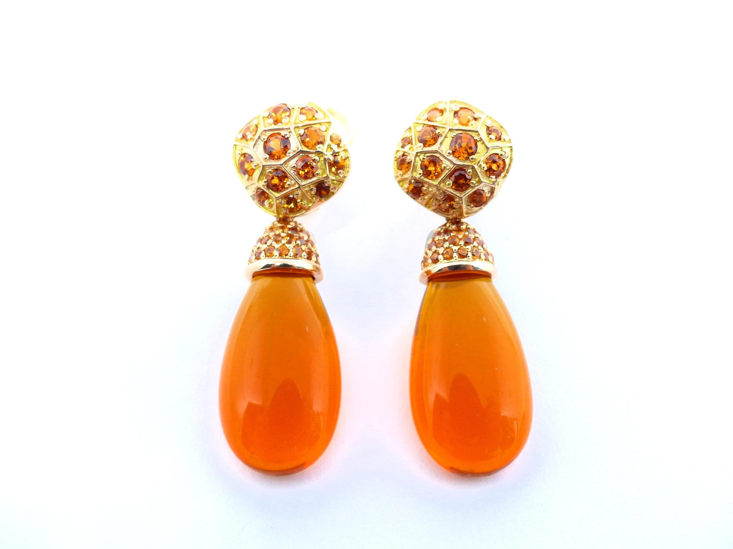 Women's Earrings in Red Gold with 26 Mandarine Garnets 1, 56ct..  For Sale