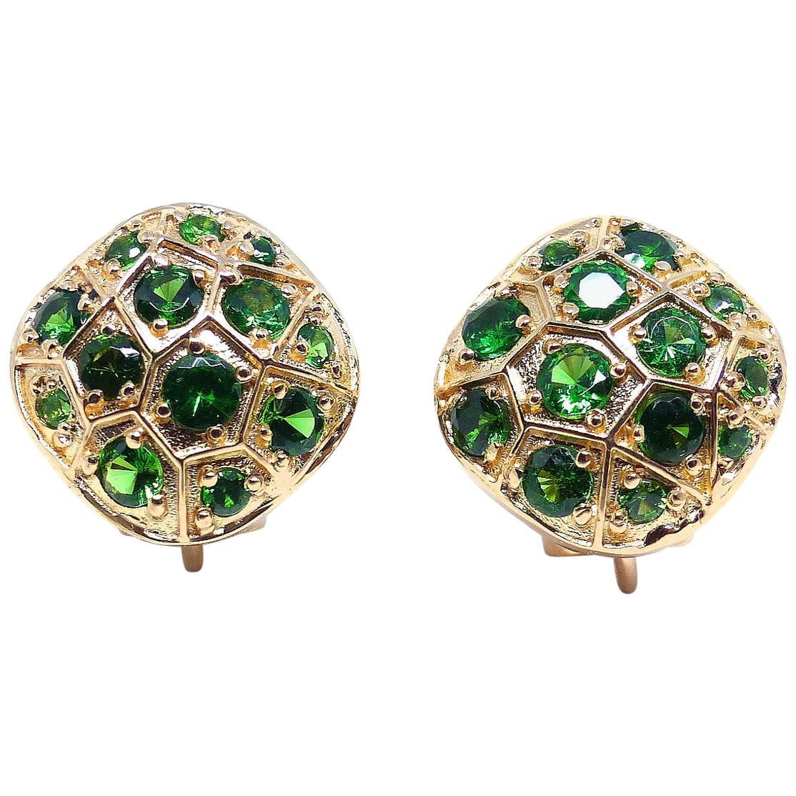 Earrings in Red Gold with 26 Tsavorites 1, 56ct.. For Sale