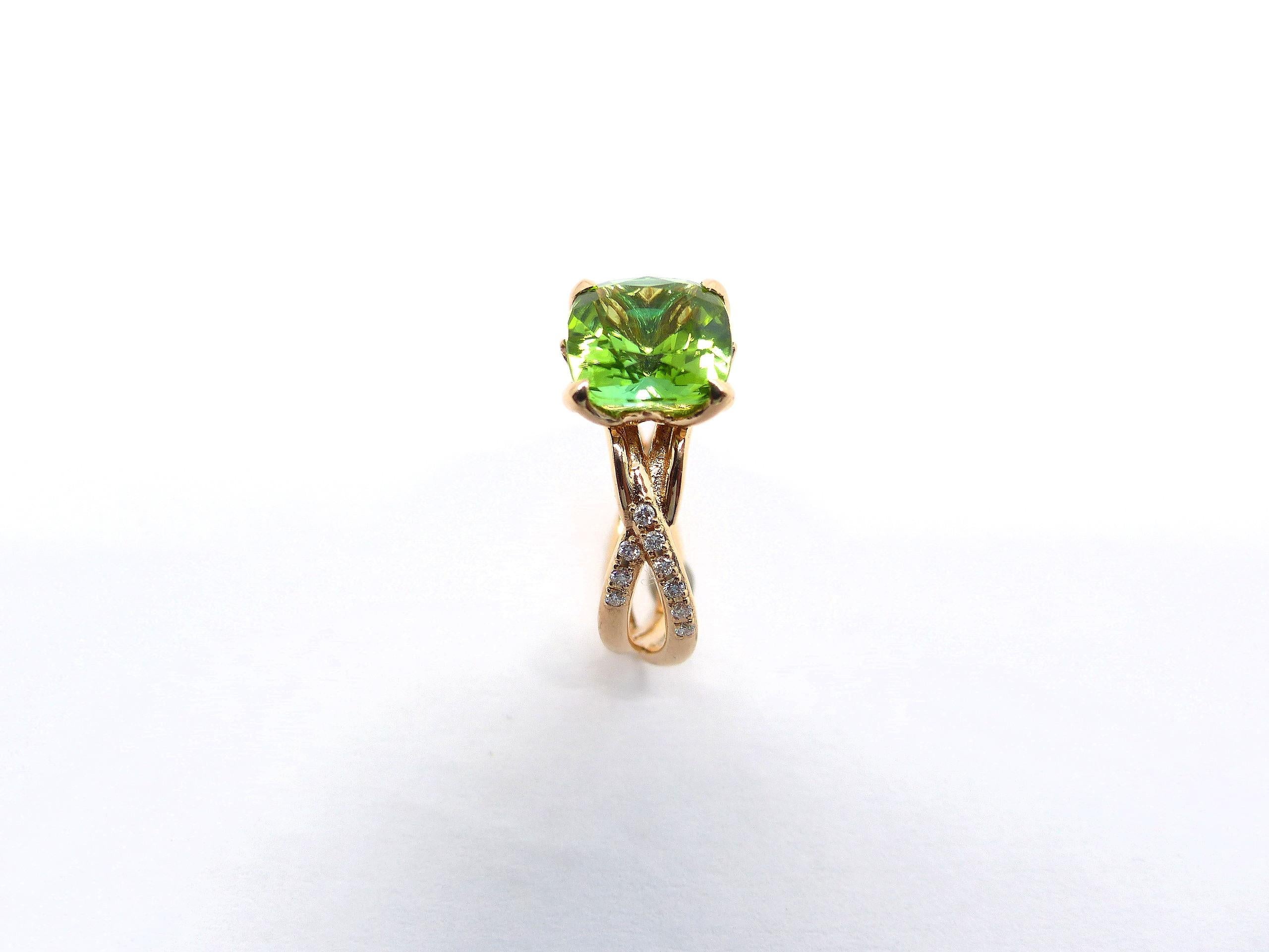 Rose Gold 2, 94ct. Green Tourmaline Dome Ring In New Condition For Sale In Idar-Oberstein, DE