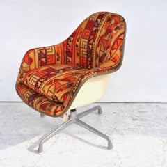 '1' Midcentury Herman Miller Eames EC-178 Shell Management Chair
