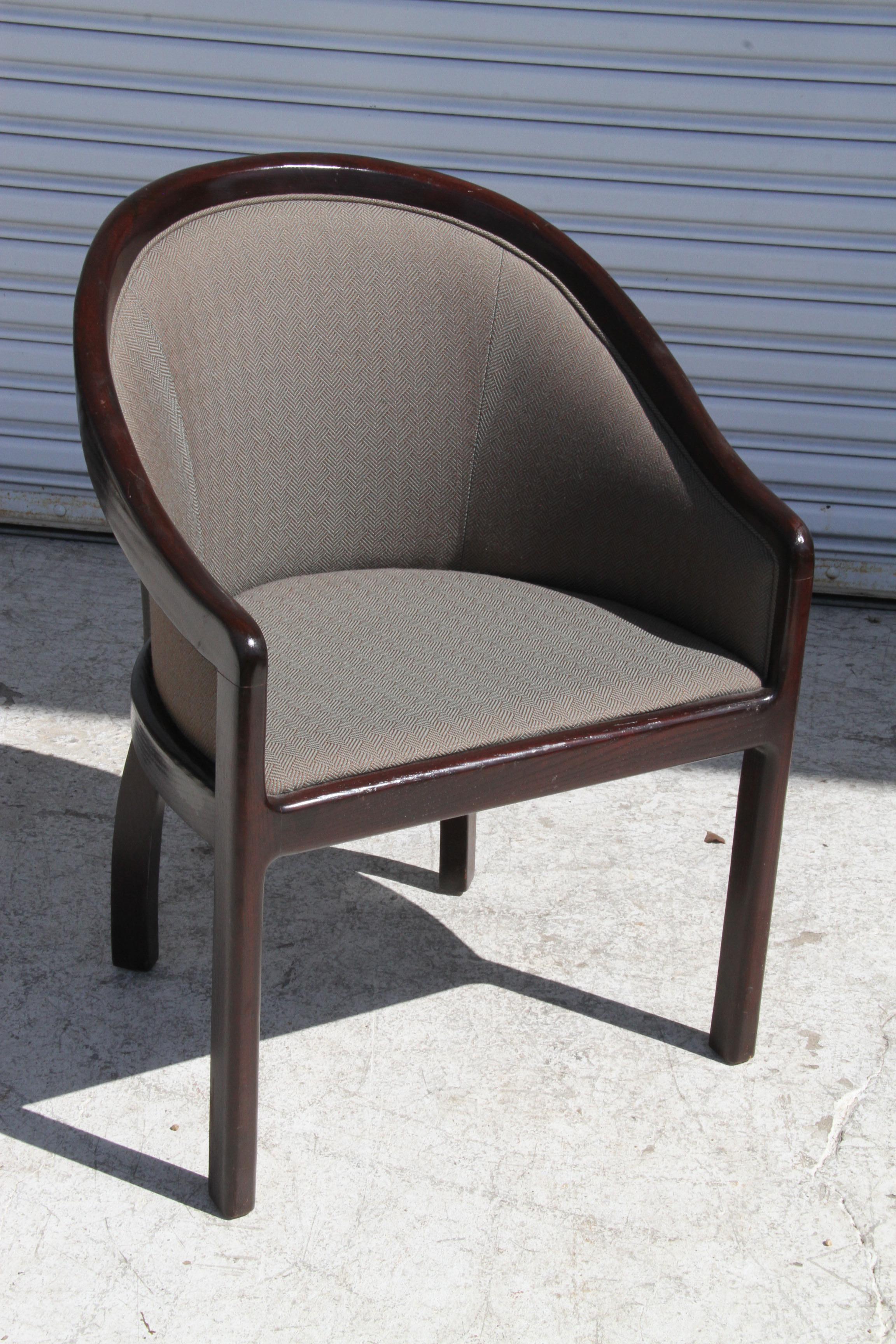 1 Mid Century Jack Lenor Larsen Barrel Chair (Nordamerikanisch)