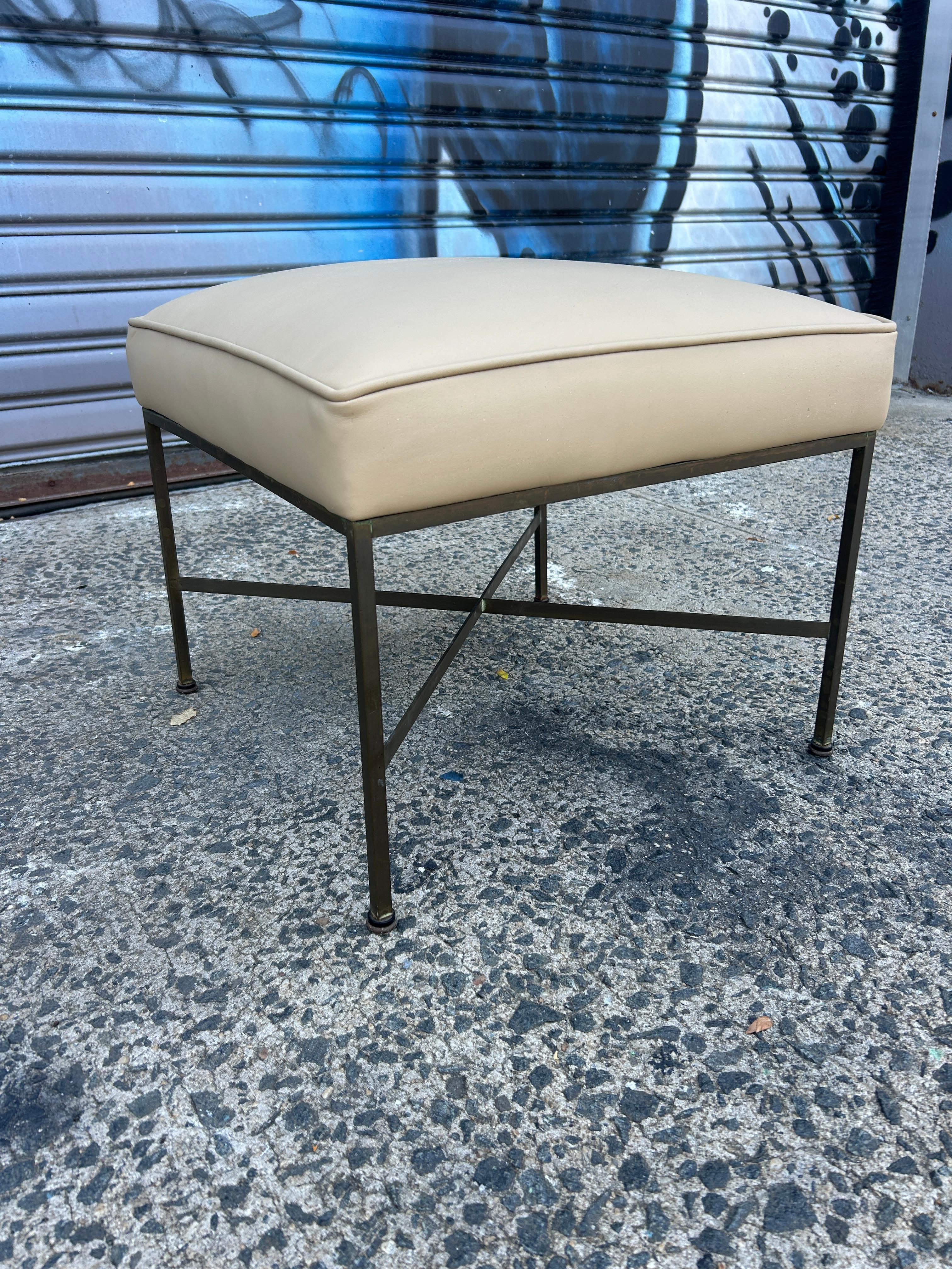 Mid-Century Modern (1) Midcentury Tan leather Paul McCobb Calvin Brass X Base stool For Sale