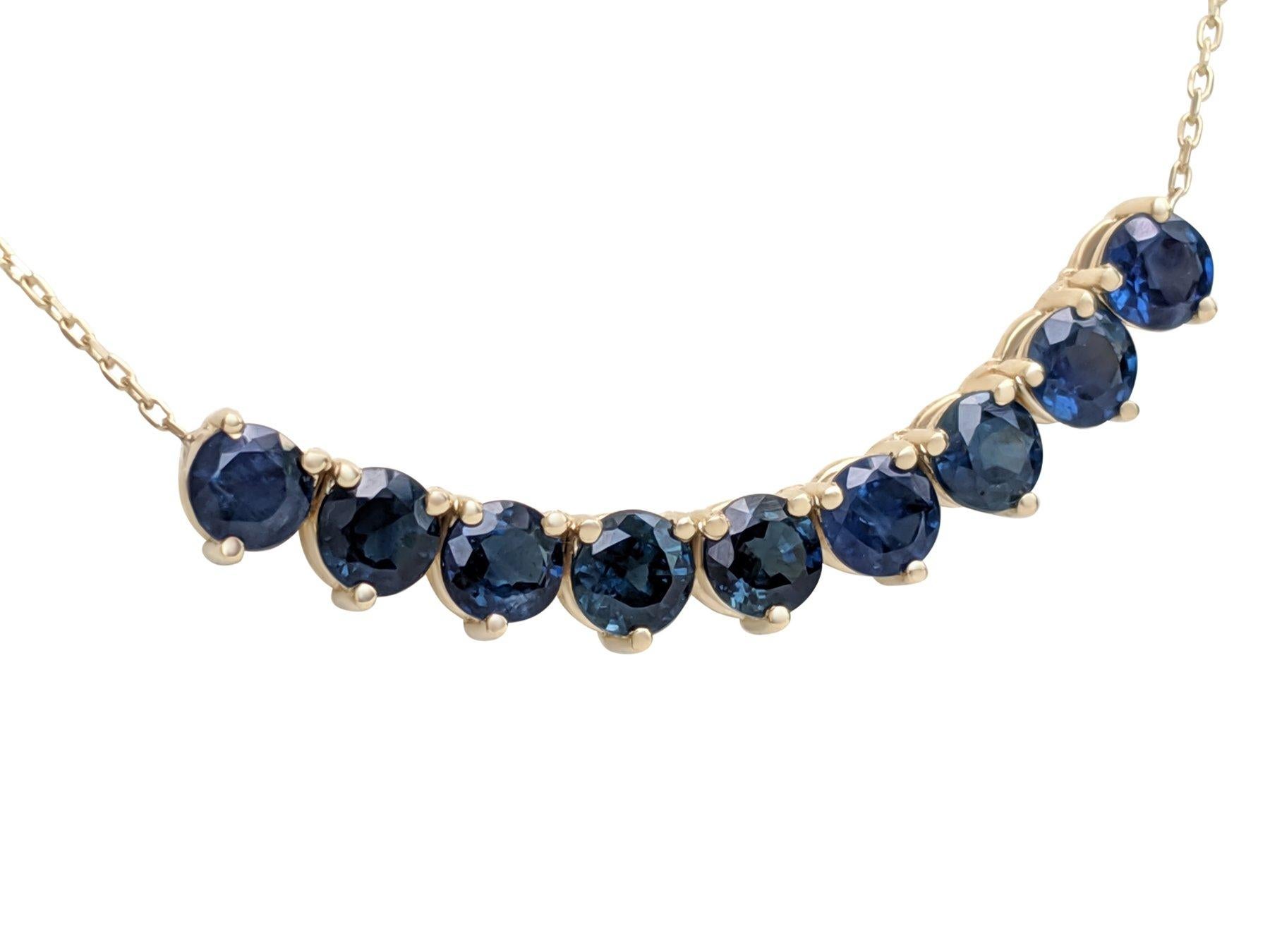 Round Cut $1 NO RESERVE!  -  2.78ct Sapphire - 14K Yellow Gold - Pendant Necklace For Sale