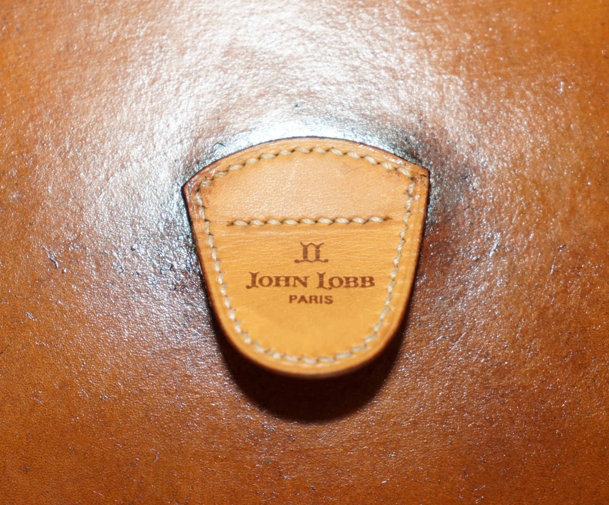 1 von 1 HERMES PARIS JOHN LOBB EXTRA LARGE SHOE TRUNK HANDDYED LEATHER PANELs im Angebot 7