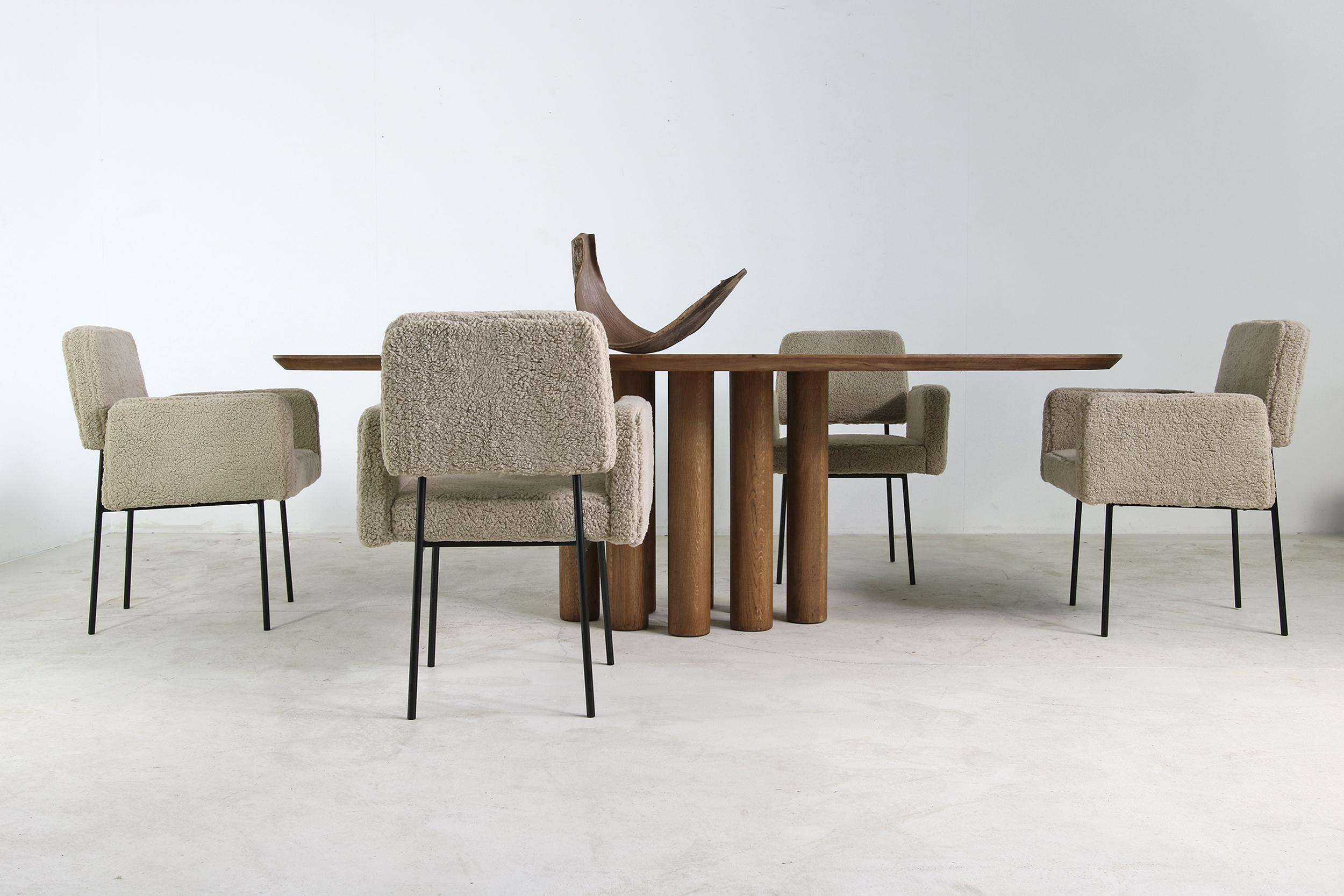 1 of 10 Dining Room Chairs, Armchair Nathan Lindberg Teddy Bear Fur, Metal Base In Good Condition In Hamminkeln, DE