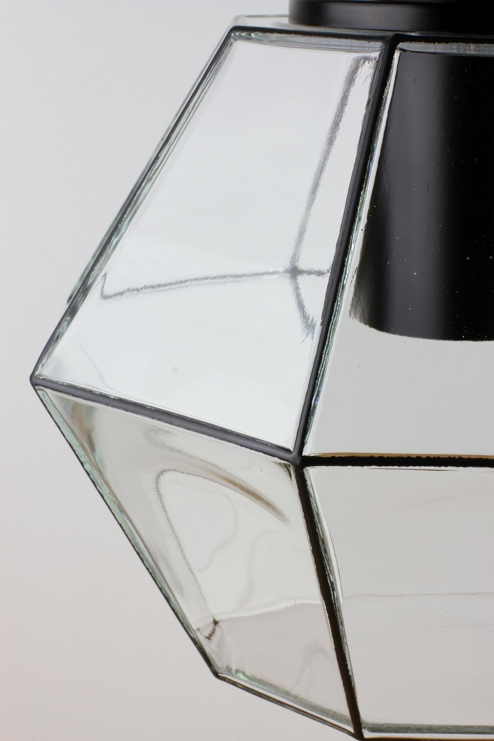 1 of 10 Lampade a sospensione geometriche minimaliste in vetro nero e trasparente di Limburg degli anni '70 in vendita 1