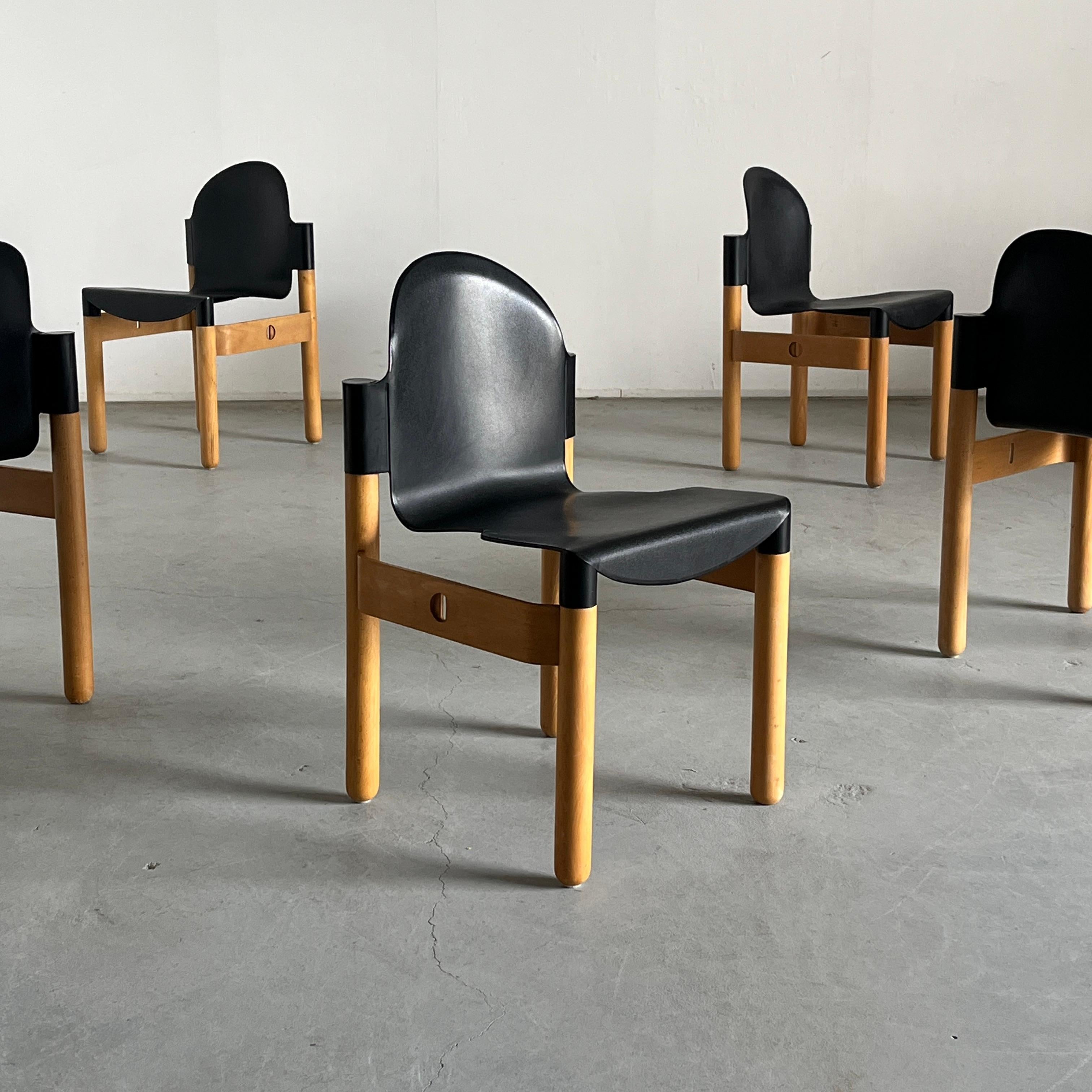 Vintage Thonet Flex 2000 chairs, designed by Gerd Lange for Thonet and produced by Thonet in the year of 1978 (signed).

Comfortable and quality made. Flexible plastic seat. Lightweight. Stackable.

Overall in good vintage condition, with expected