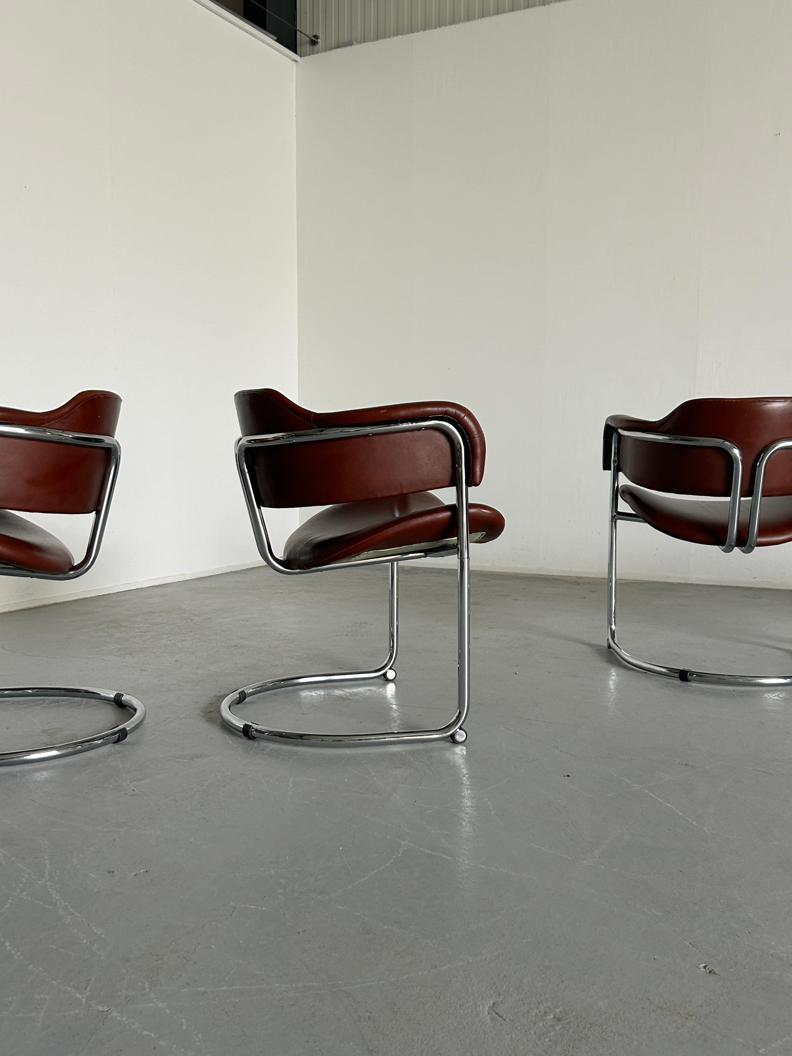 1 of 12 Italian Executive Cantilever Armchairs in Style of Vittorio Introini 4