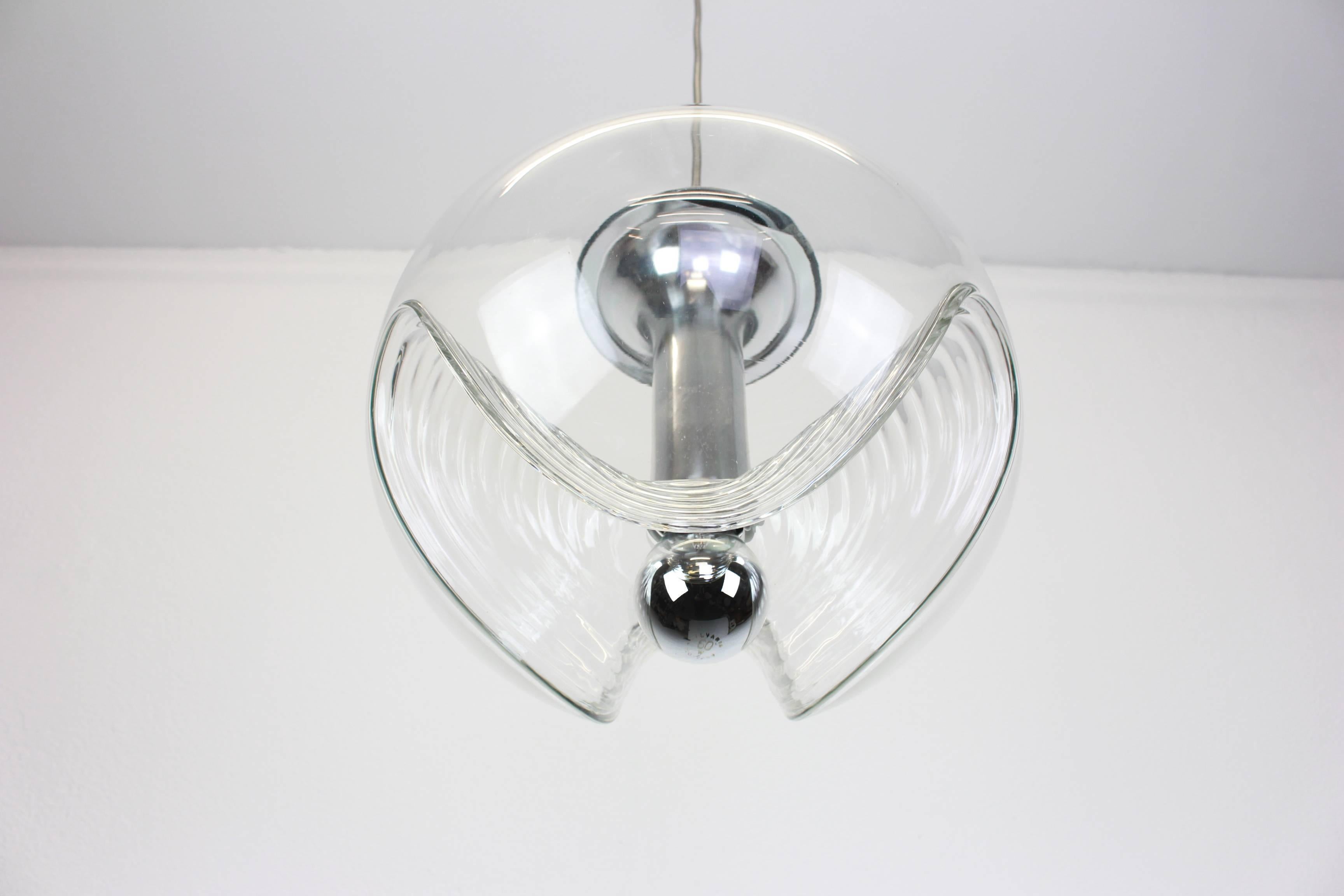 Late 20th Century 1 of 12 Large Clear Glass Pendant Light Designed by Koch & Lowy, Germany, 1970s For Sale