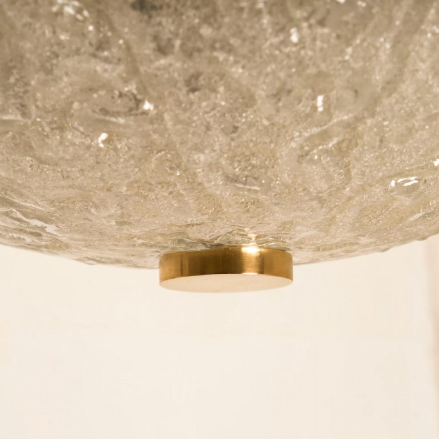1 de 12 Massive Bubble Blown Murano Glass Flush Mounts or Wall Lights, 1960 en vente 2