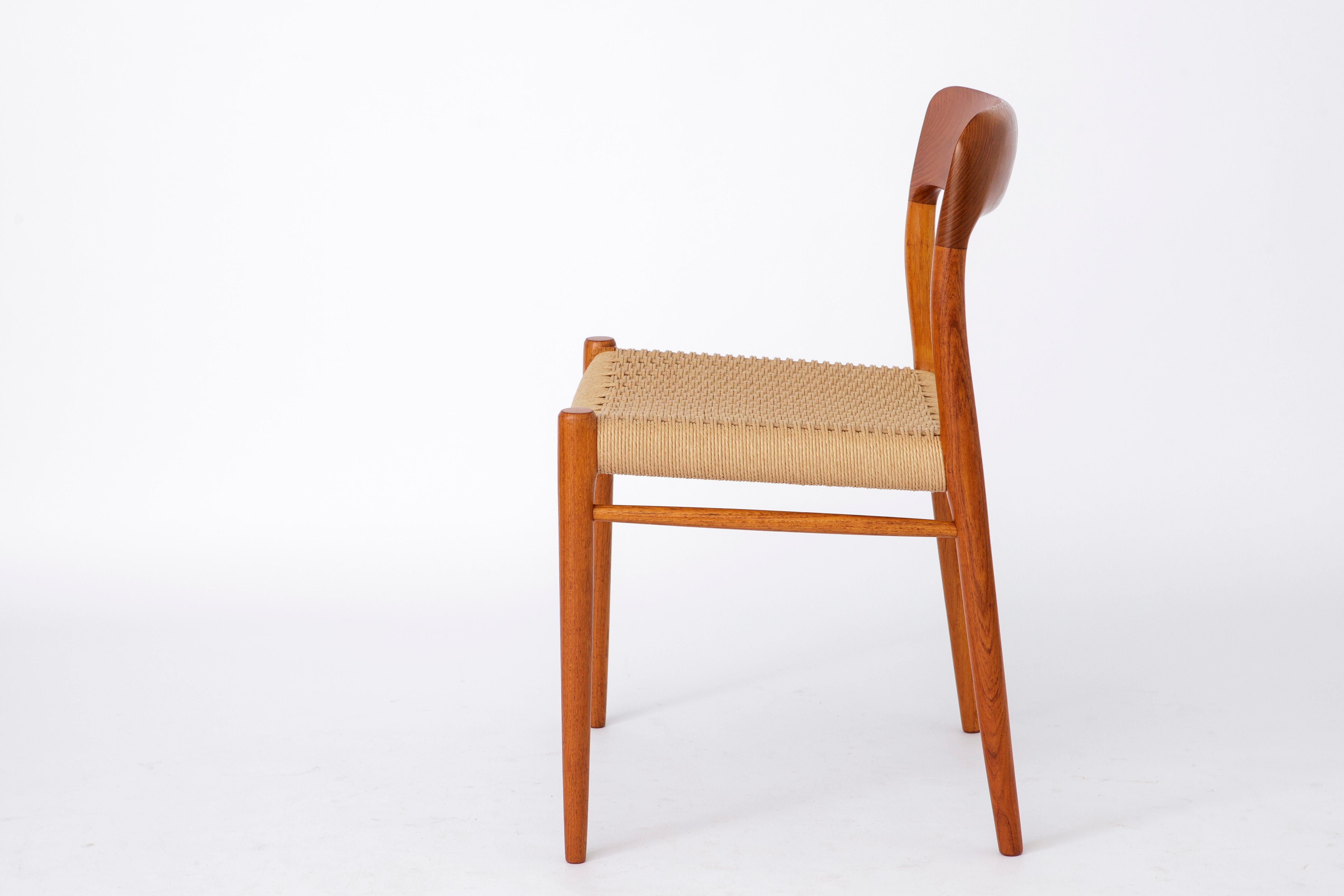 1 of 12 Niels Otto Møller Chair Model 75 in Teak – Danish Design Classic, 1960s In Excellent Condition For Sale In Hannover, DE