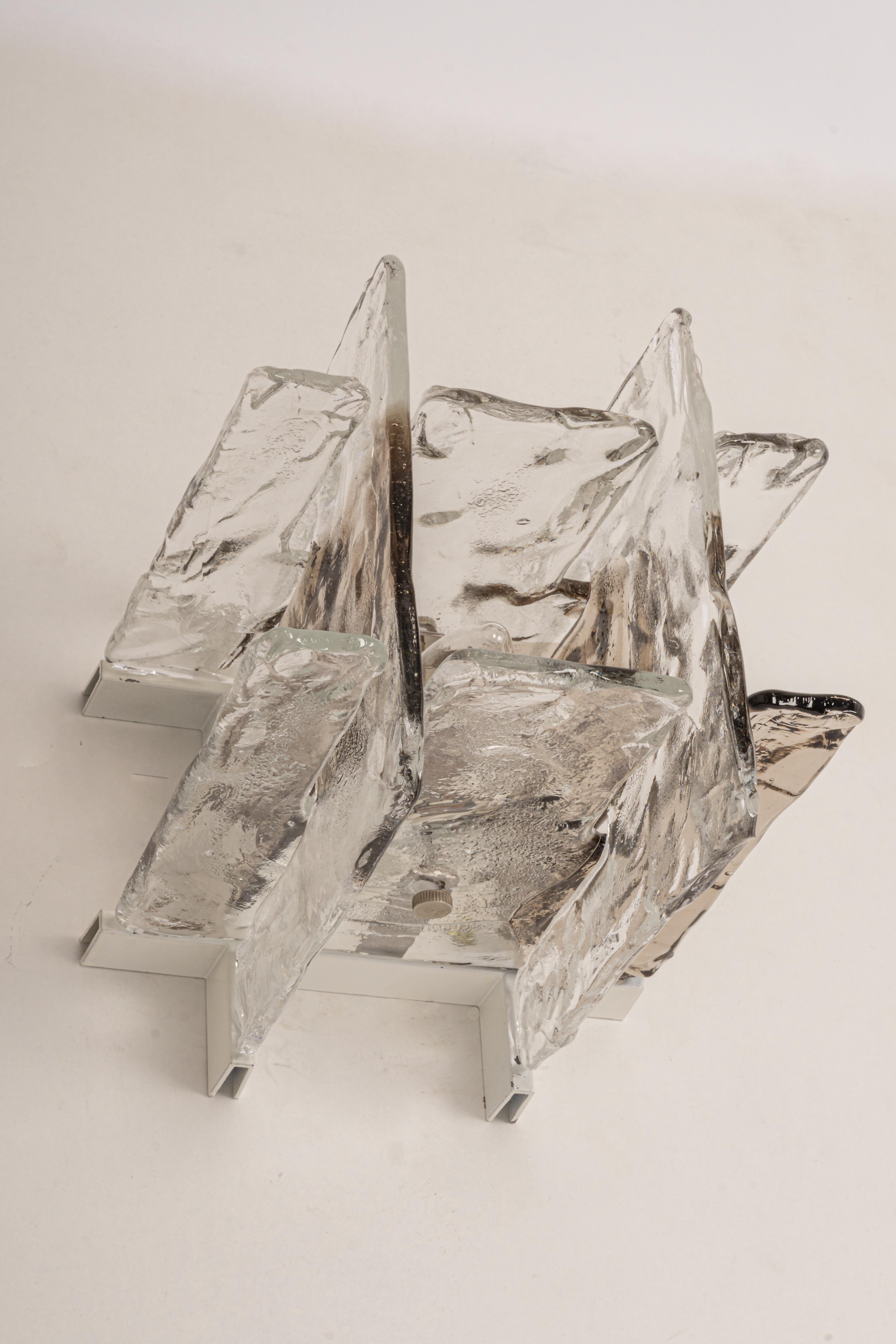 1 von 12 Petite Glass Wall Lights Entworfen von Carlo Nason für Kalmar, 1960er Jahre (Mitte des 20. Jahrhunderts) im Angebot