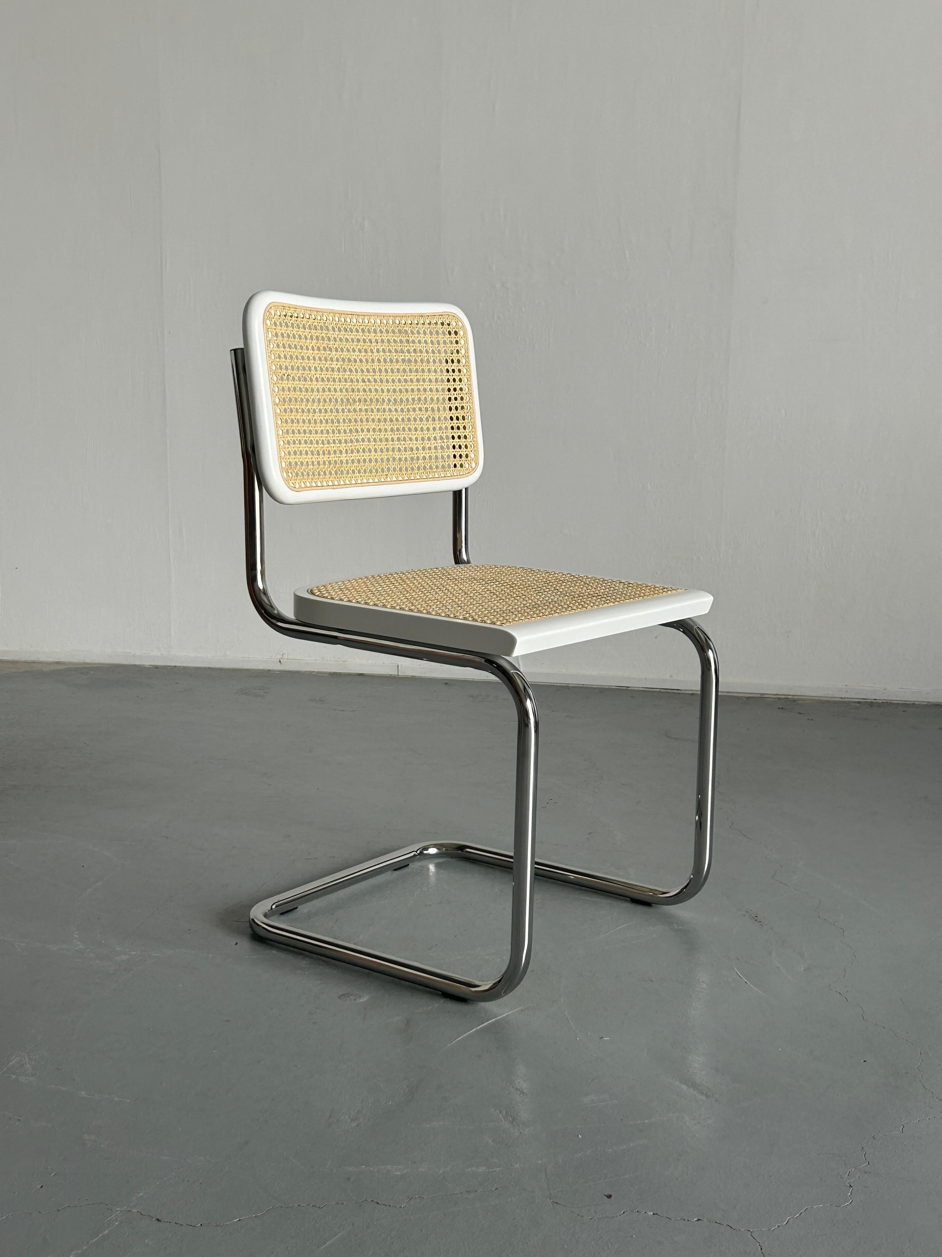 Italian 1 of 12 Vintage Cesca Mid-Century Cantilever Chair, Marcel Breuer B32 Design For Sale